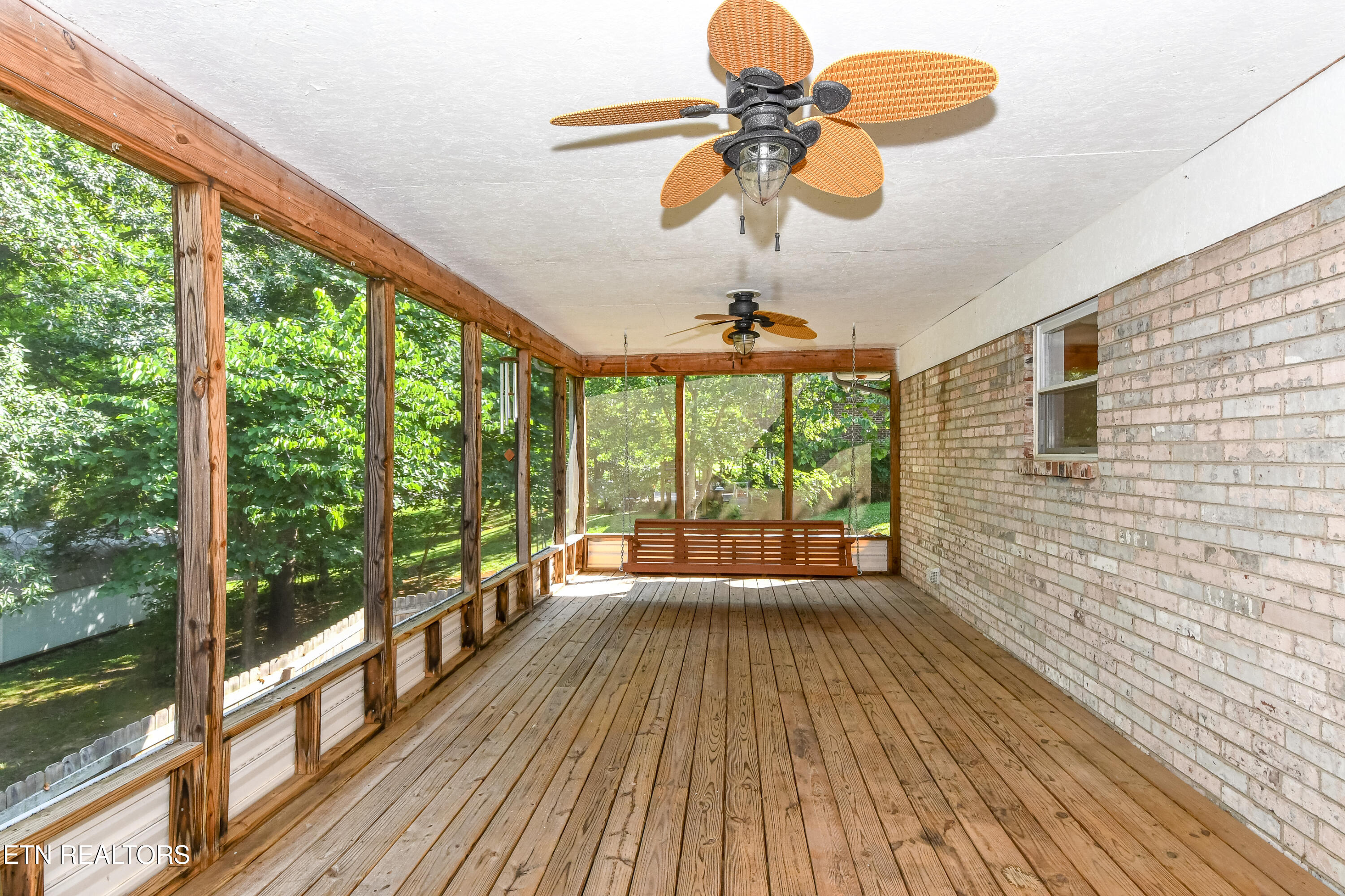 2919 W Woodbine Drive Maryville TN 37803