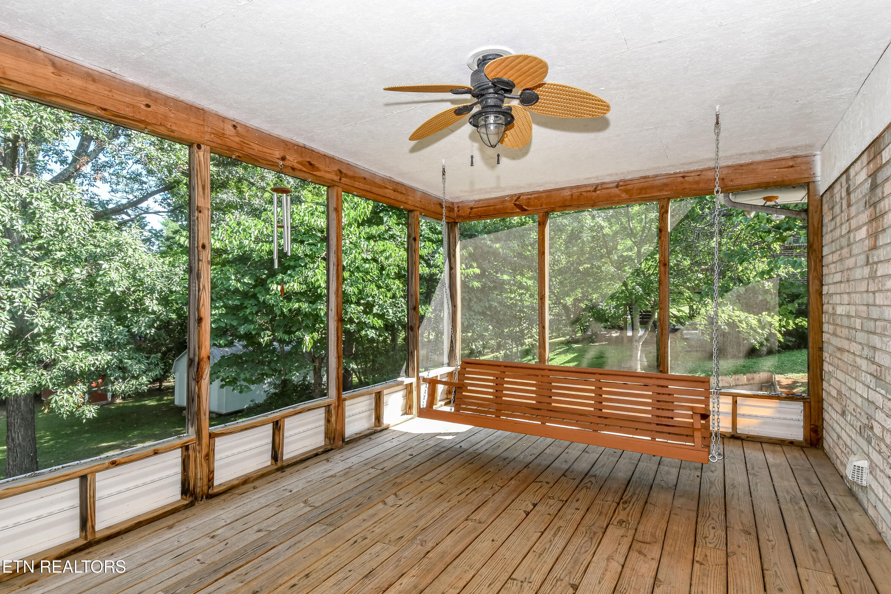 2919 W Woodbine Drive Maryville TN 37803