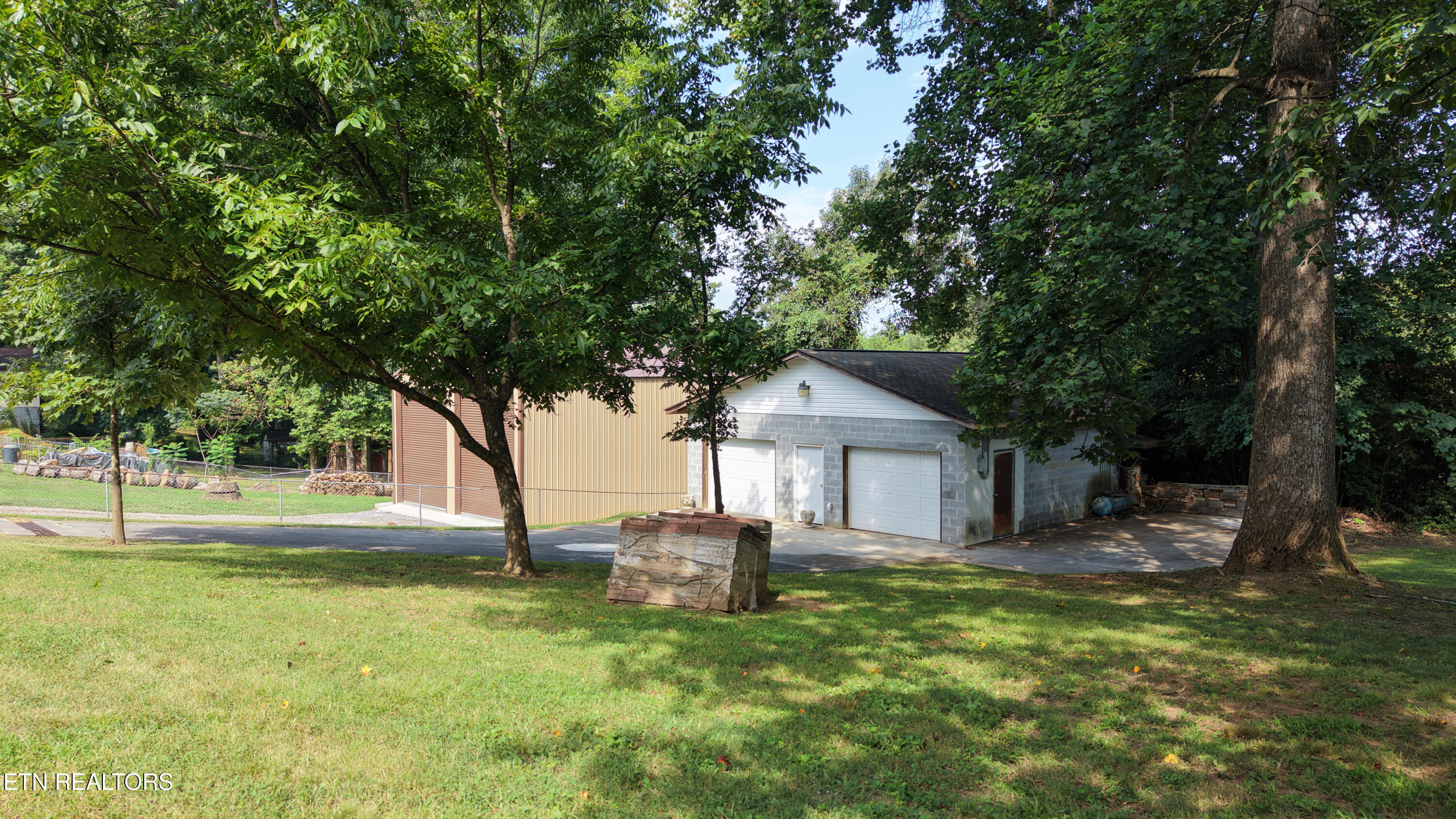 2919 W Woodbine Drive Maryville TN 37803