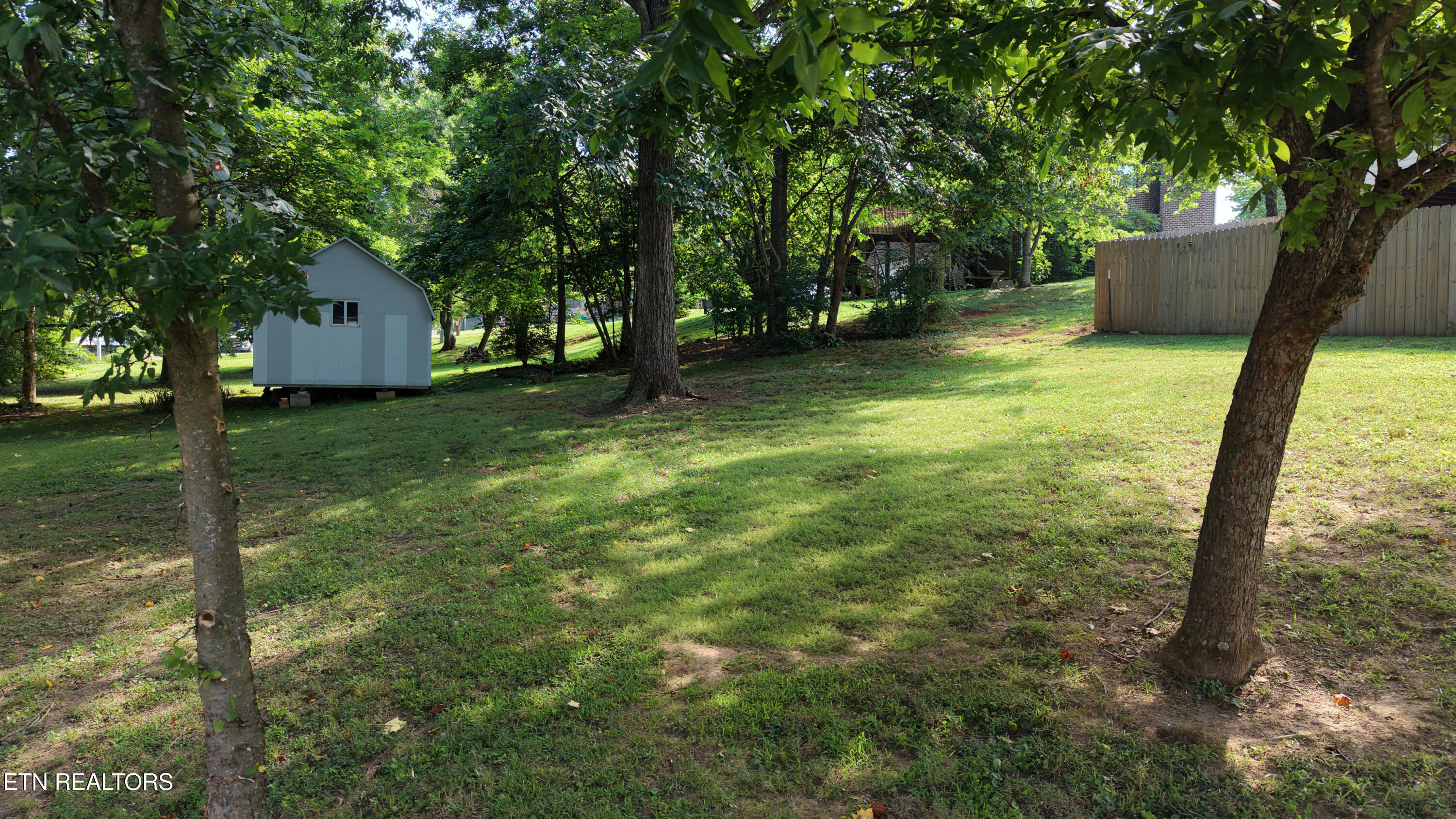 2919 W Woodbine Drive Maryville TN 37803