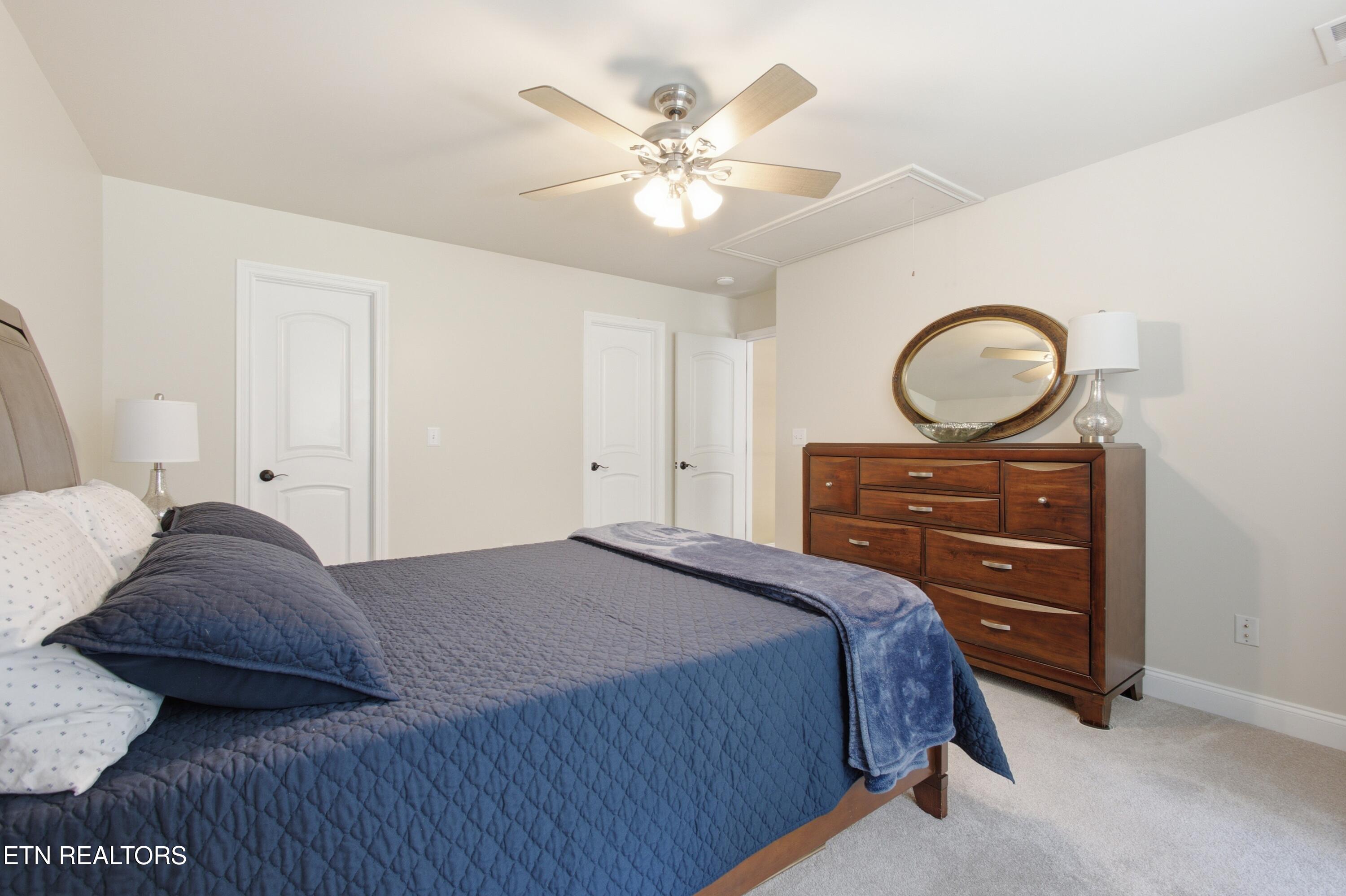 186 Lake Crest Drive Lenoir City TN 37772