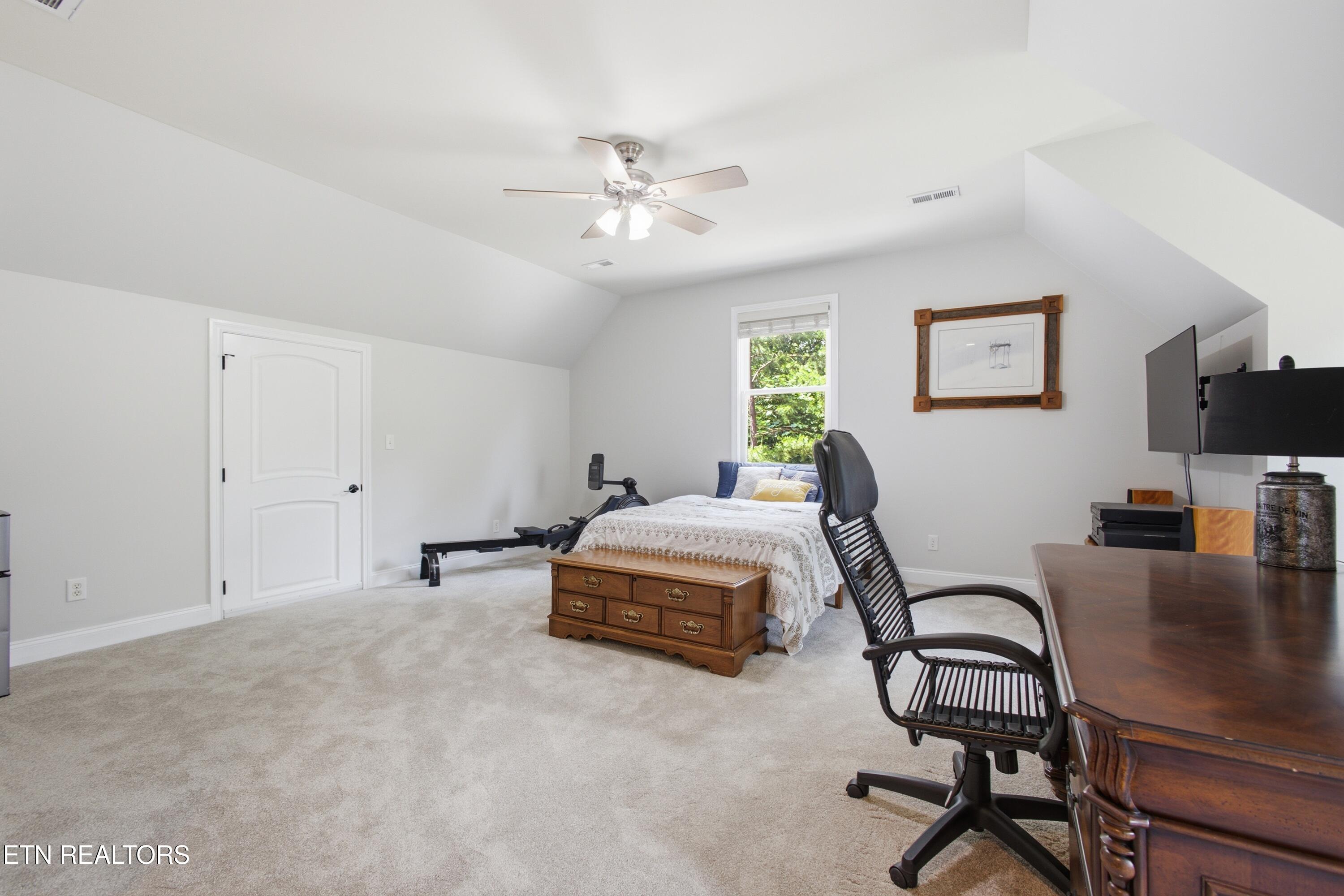 186 Lake Crest Drive Lenoir City TN 37772