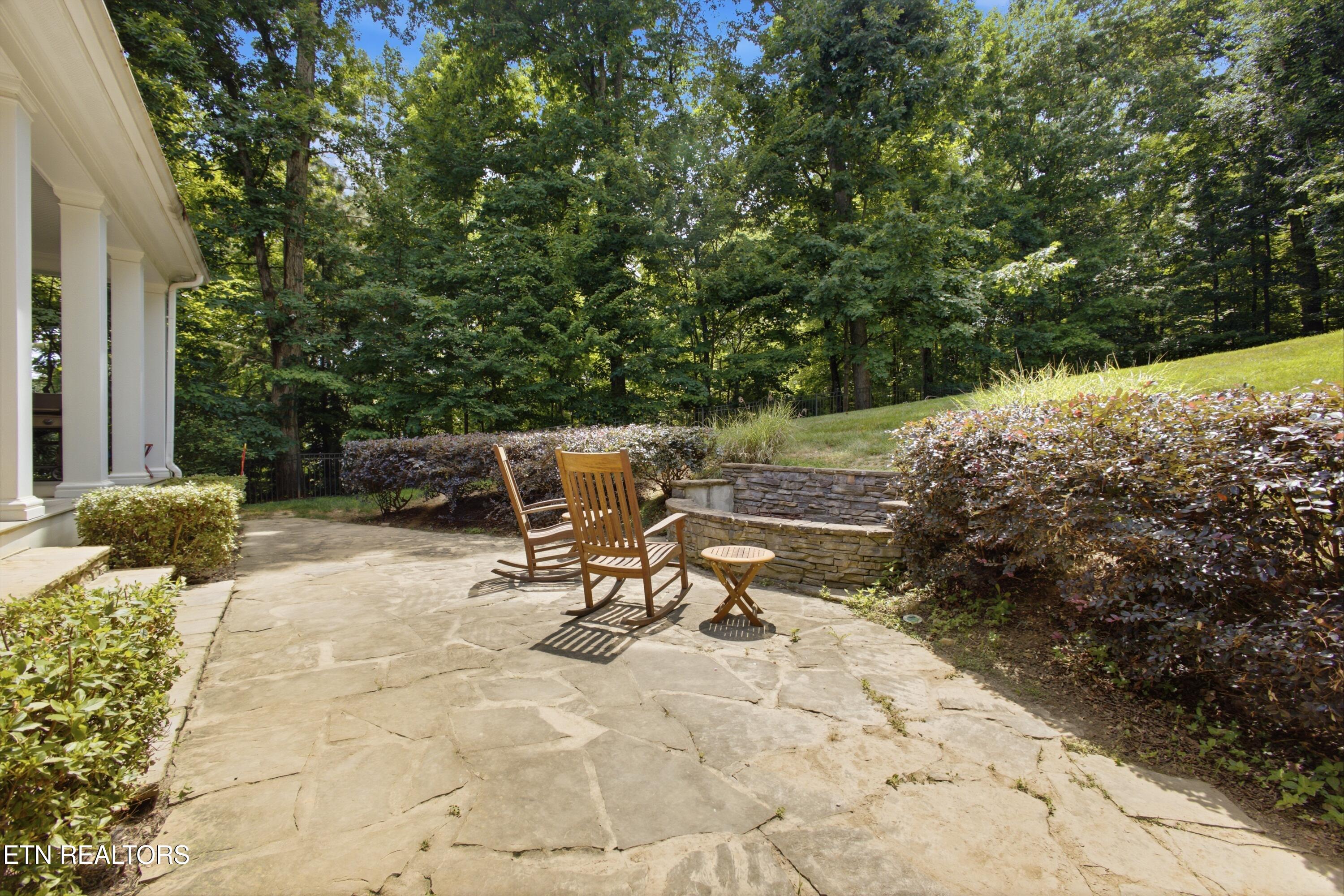 186 Lake Crest Drive Lenoir City TN 37772