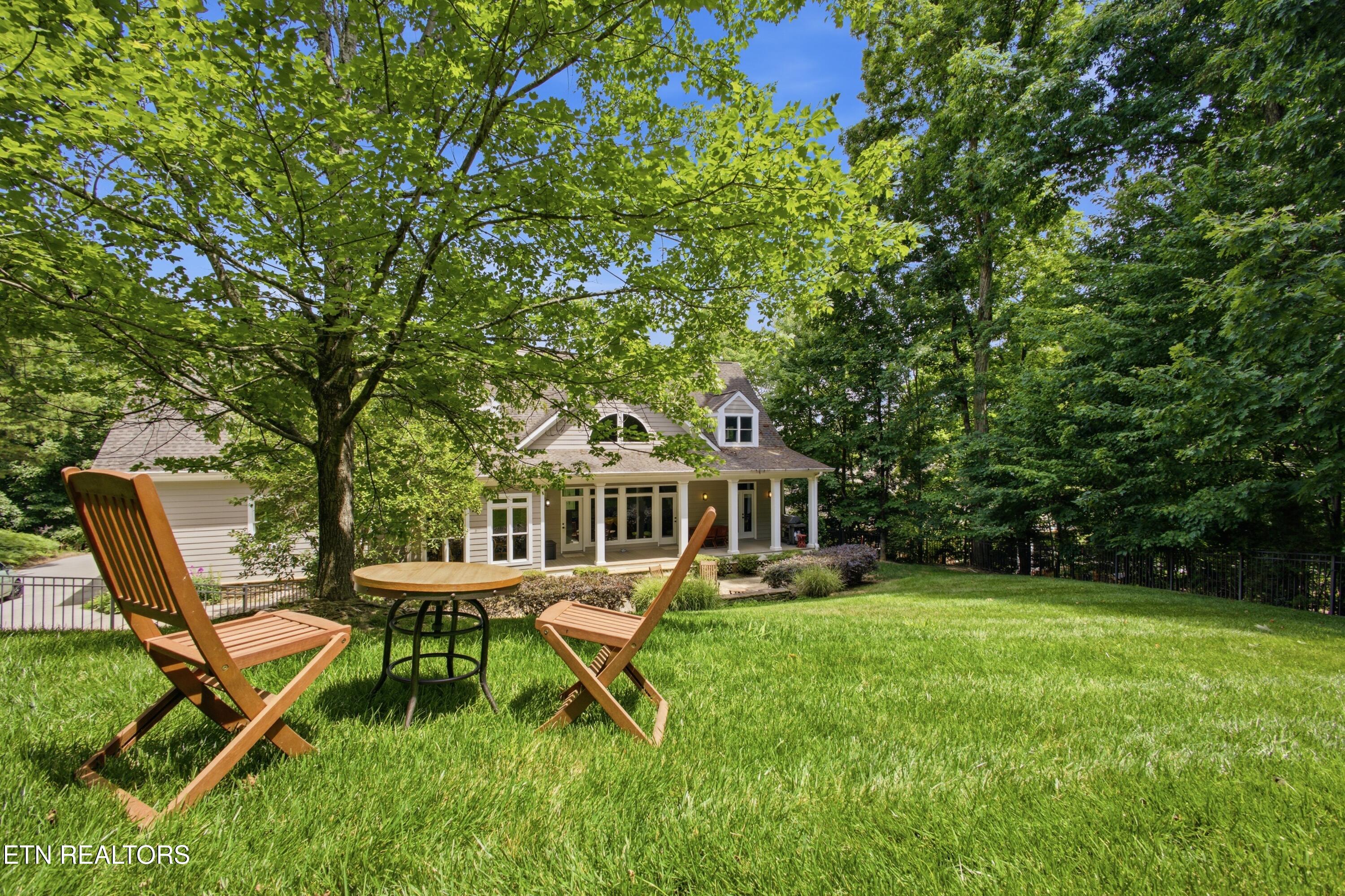 186 Lake Crest Drive Lenoir City TN 37772