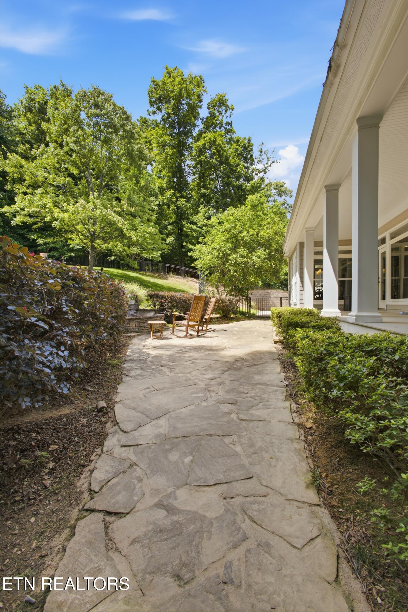 186 Lake Crest Drive Lenoir City TN 37772