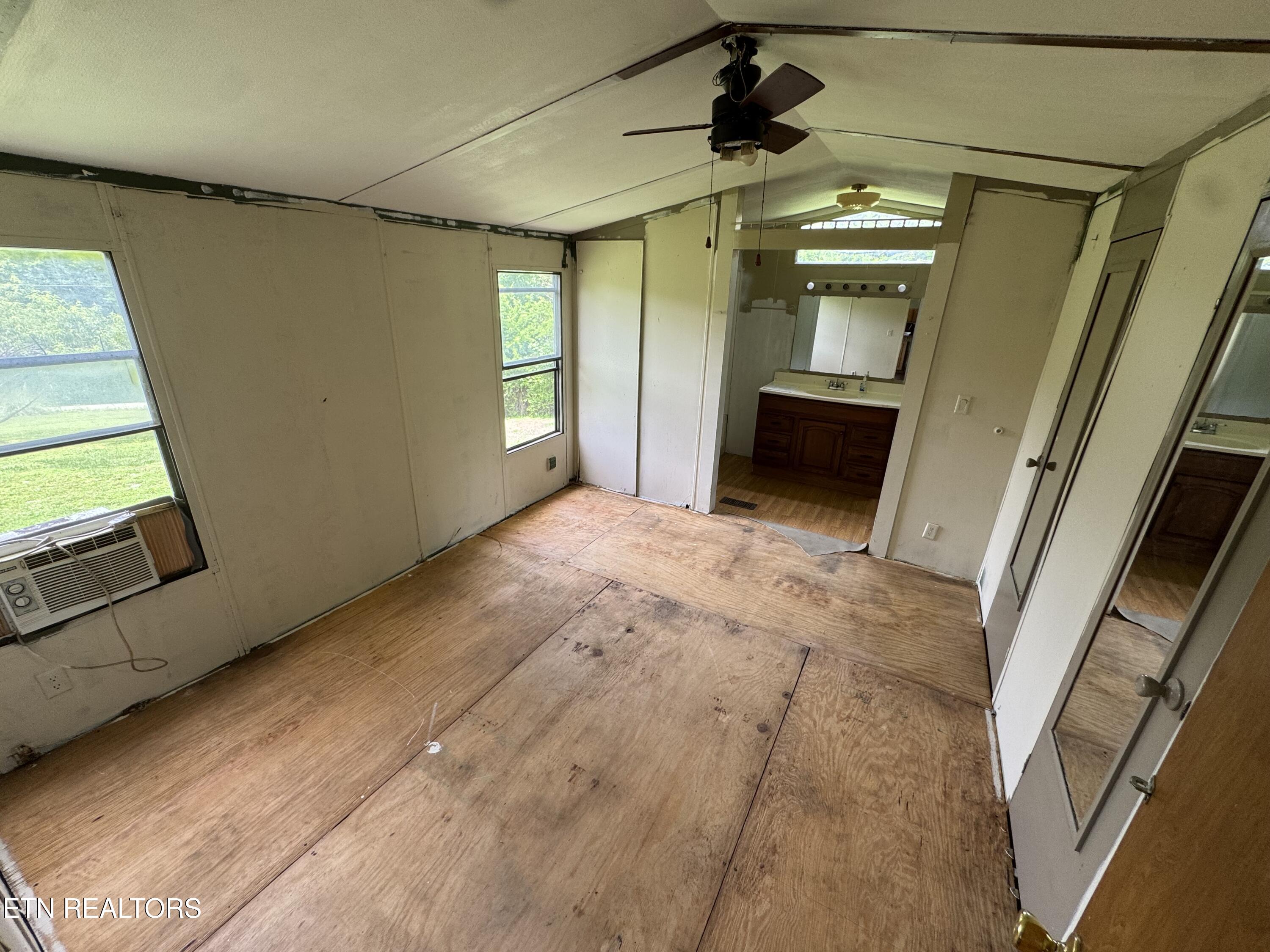 347 Depot Street Vonore TN 37885