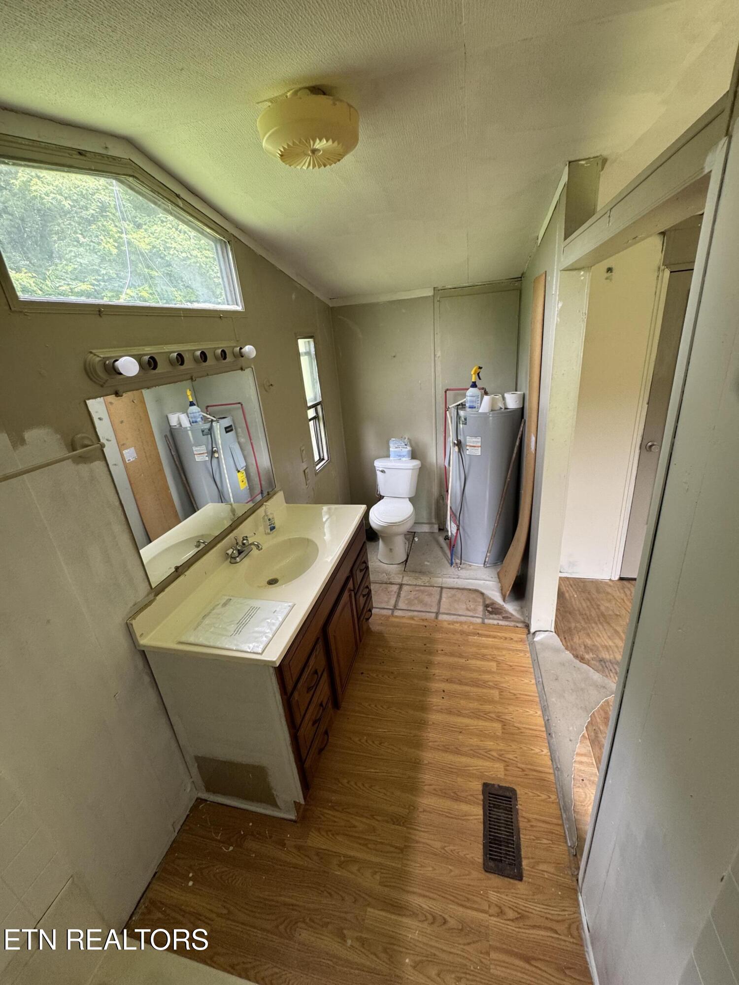 347 Depot Street Vonore TN 37885