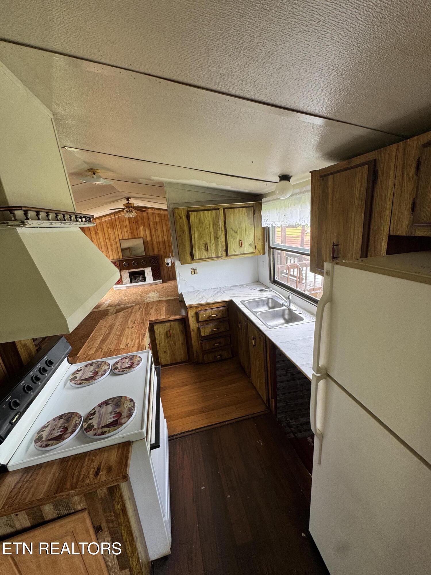 347 Depot Street Vonore TN 37885