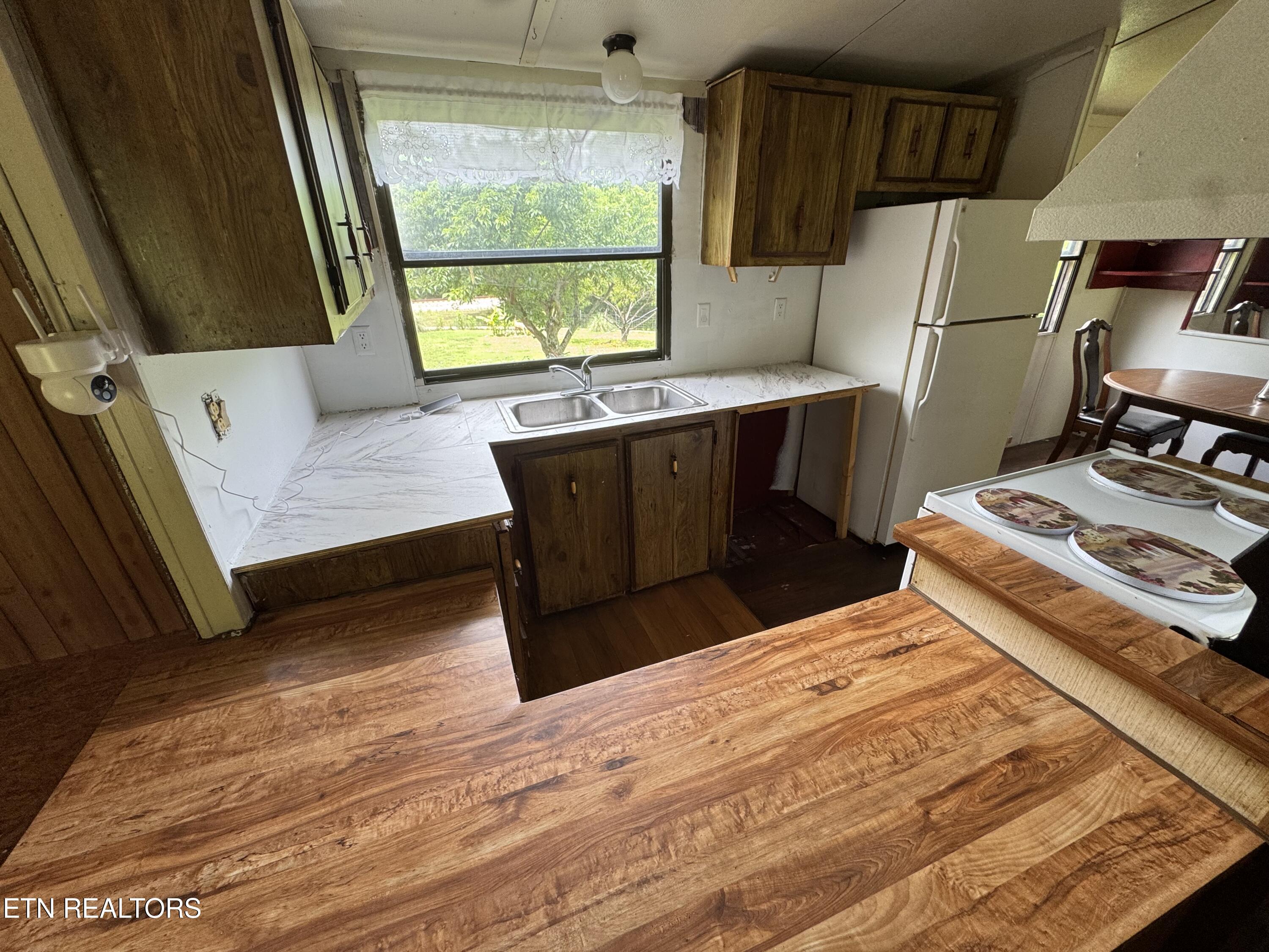 347 Depot Street Vonore TN 37885