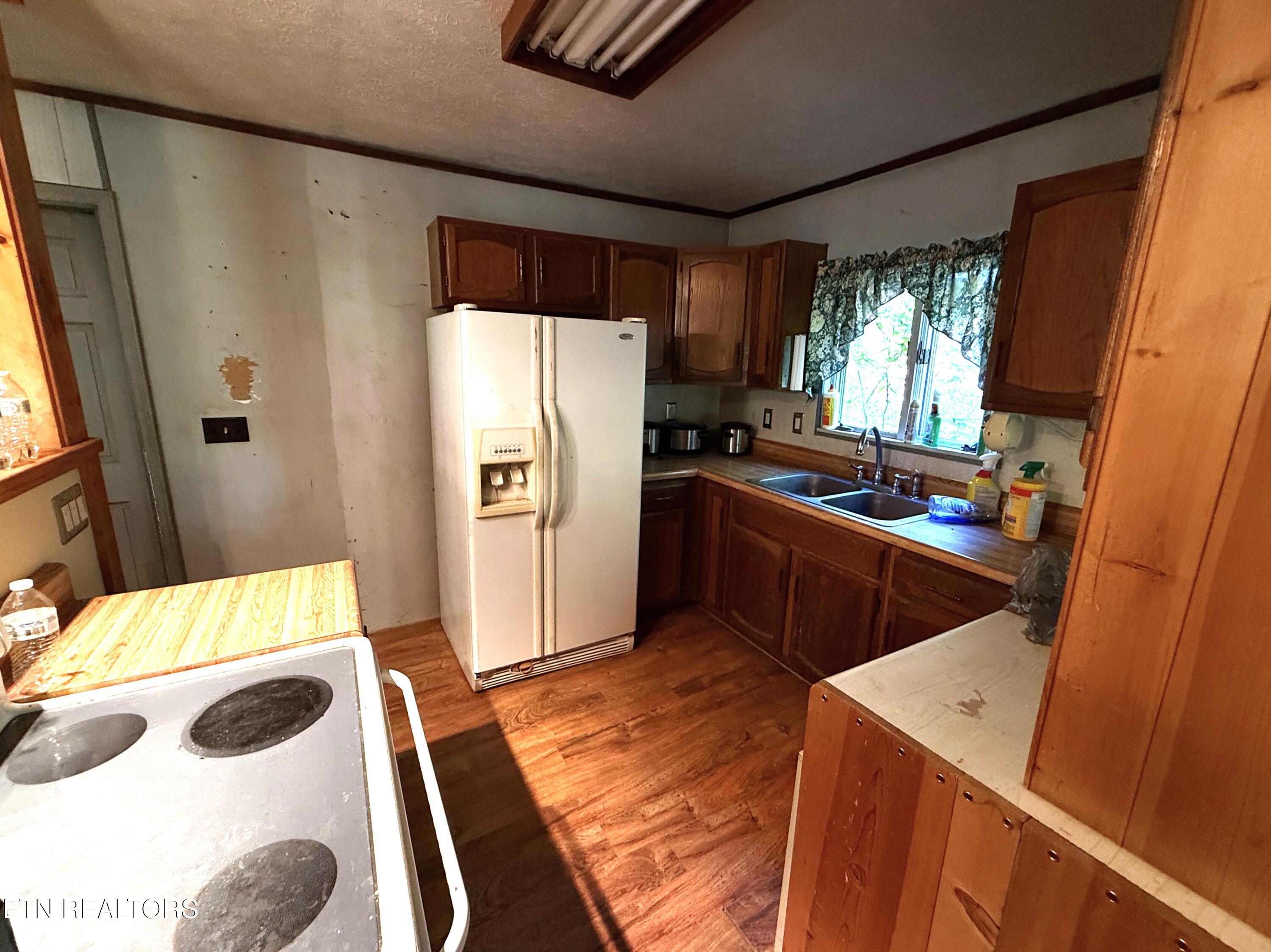 2930 Arch Way Cosby TN 37722