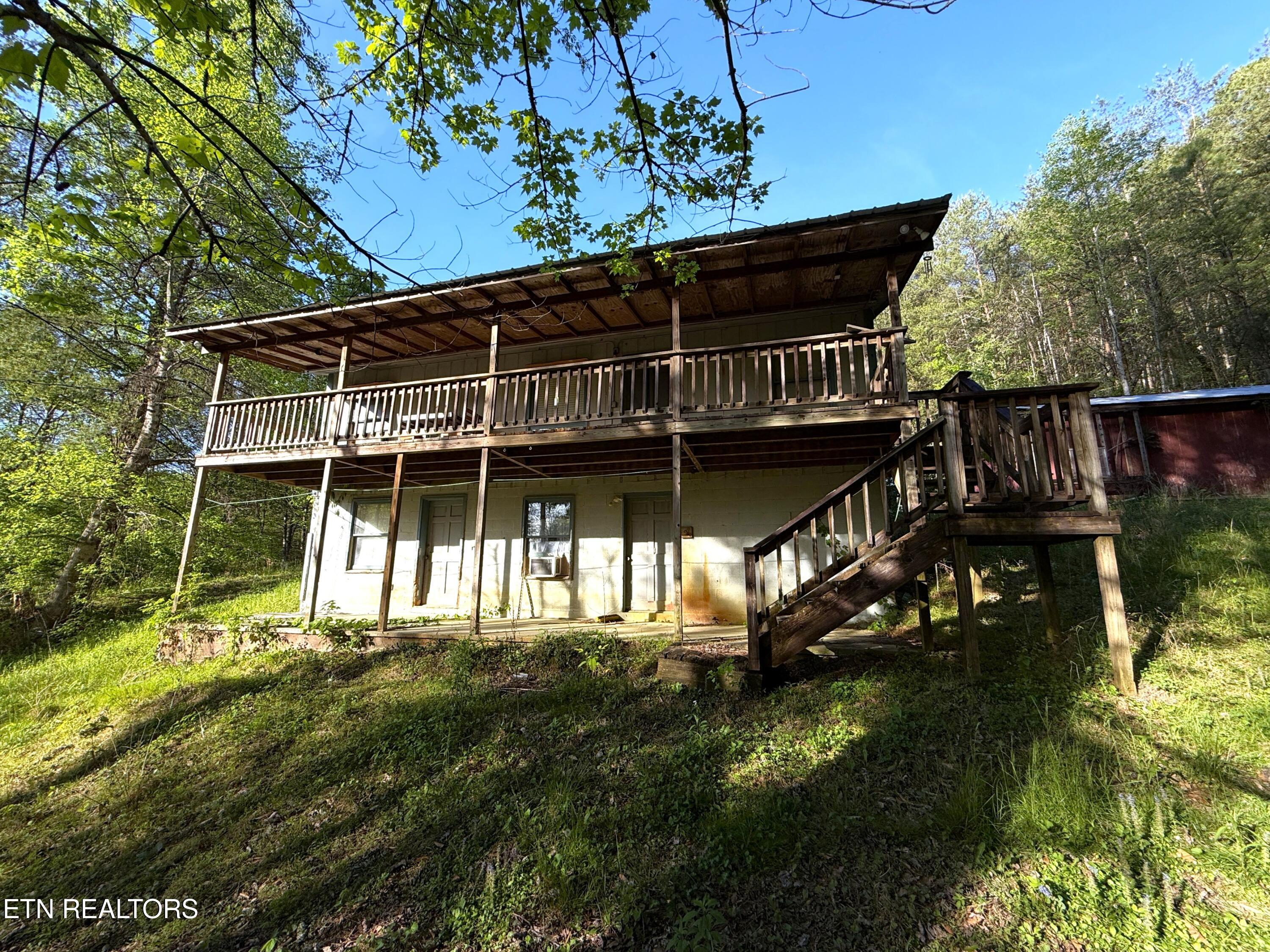 2930 Arch Way Cosby TN 37722