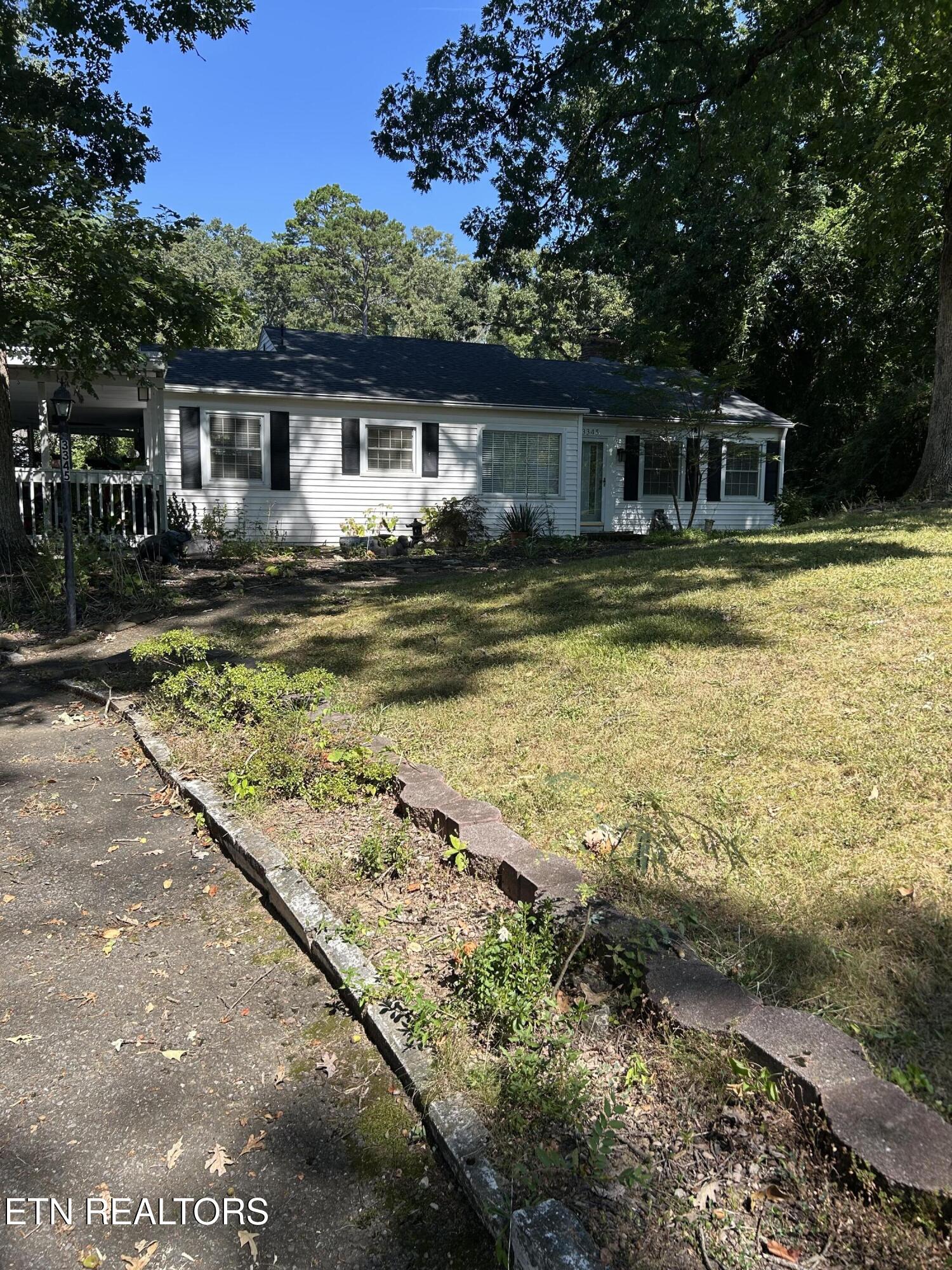 3345 Kenilworth Lane Knoxville TN 37917