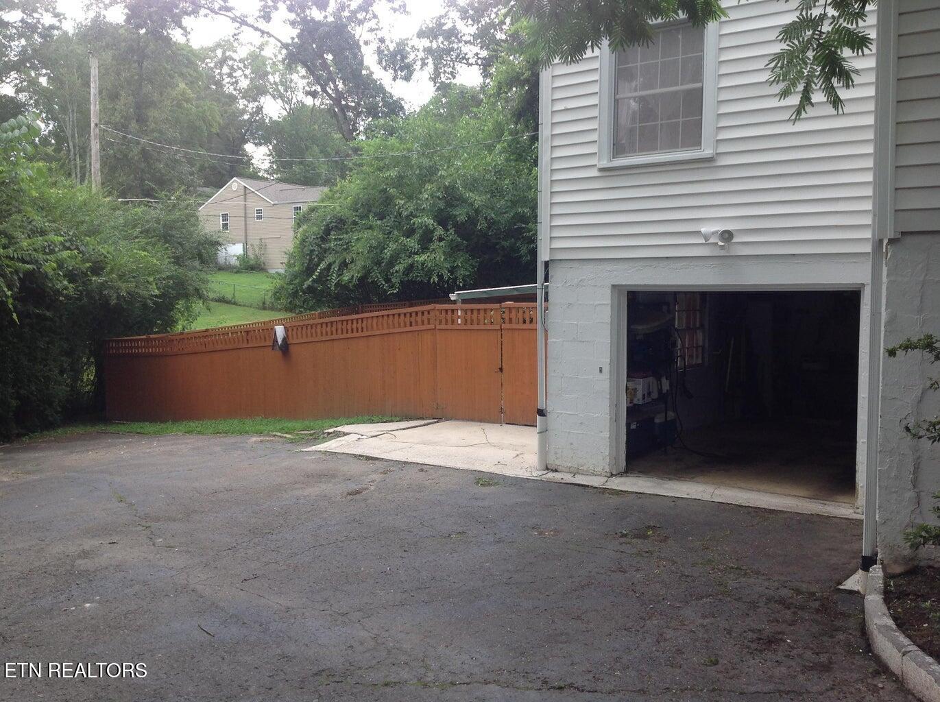 3345 Kenilworth Lane Knoxville TN 37917