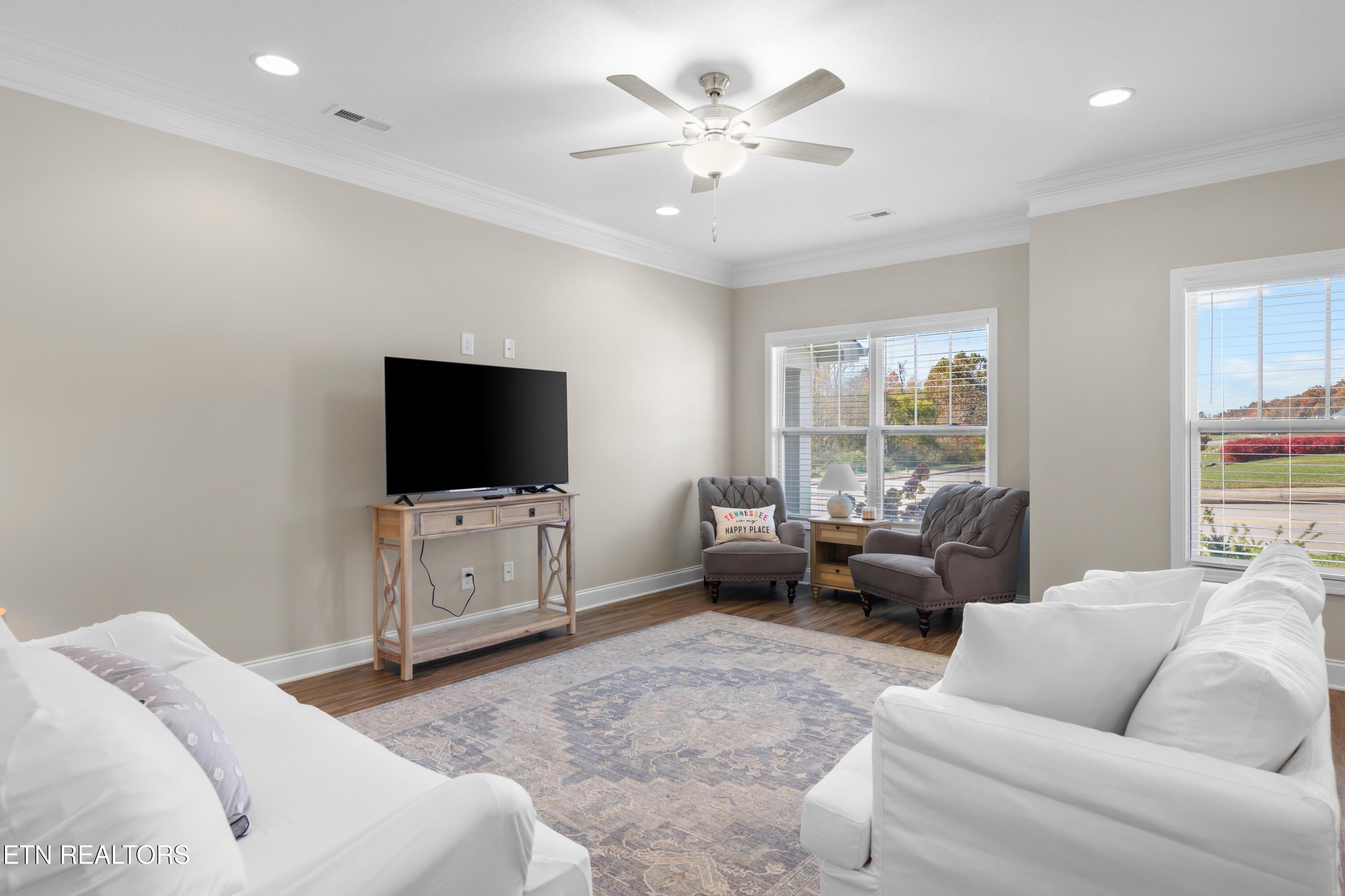 240 Broadberry Avenue Oak Ridge TN 37830
