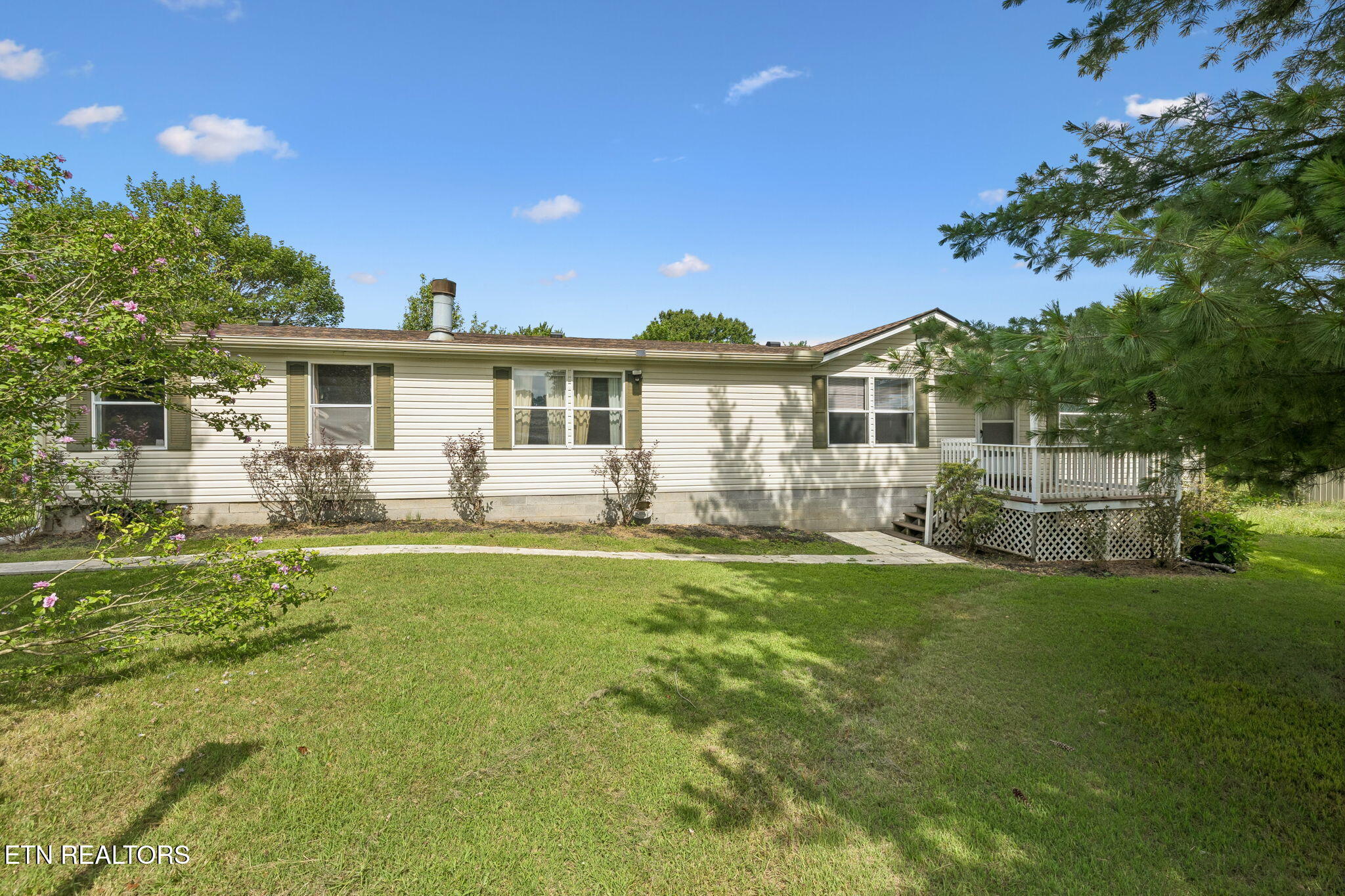 1422 Dove Lane Springfield TN 37172
