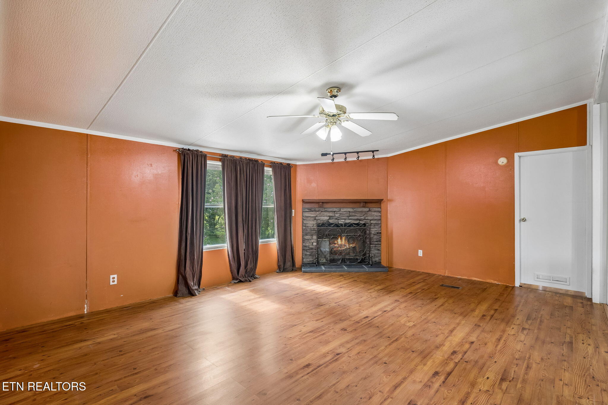 1422 Dove Lane Springfield TN 37172