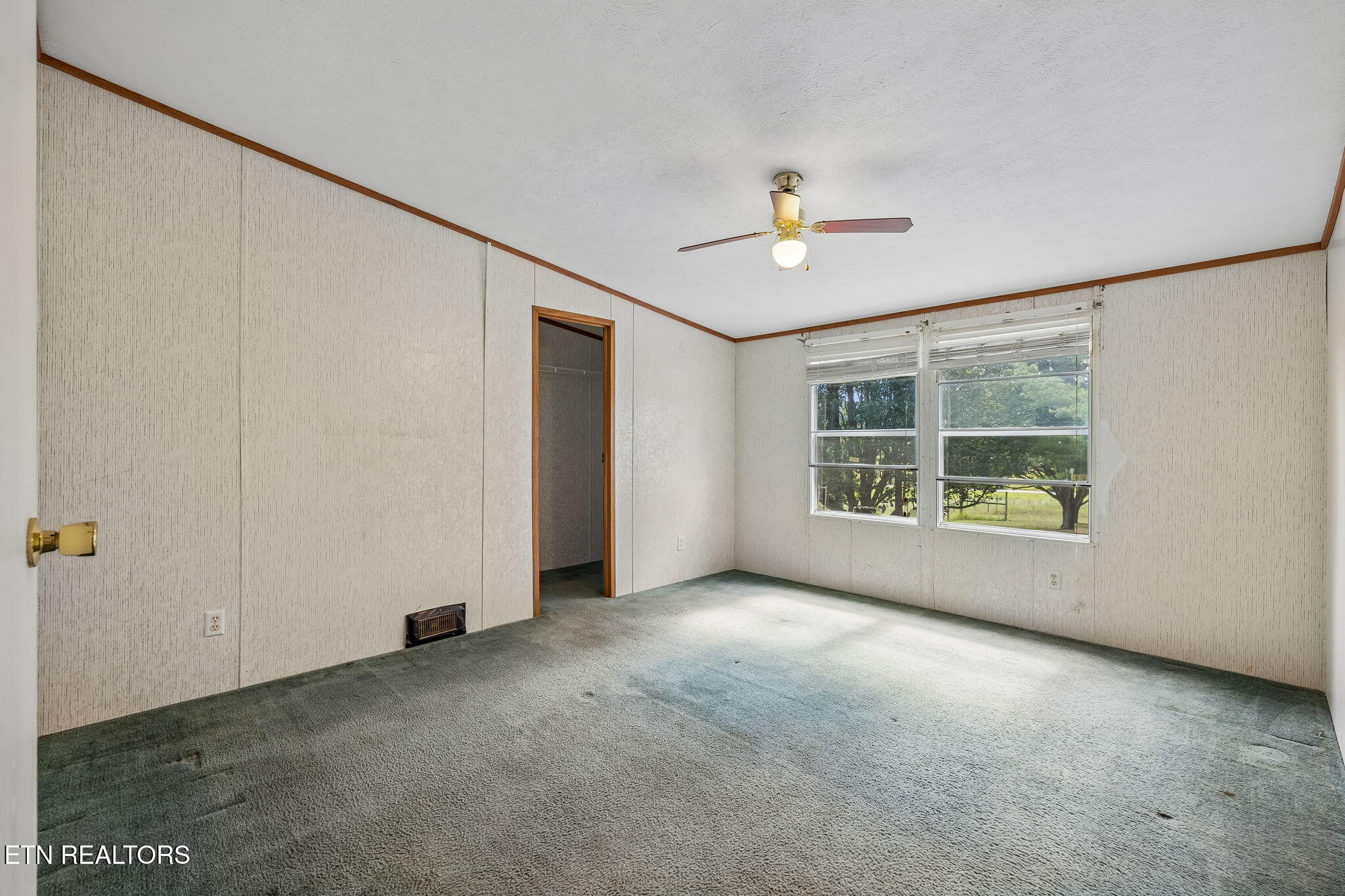 1422 Dove Lane Springfield TN 37172