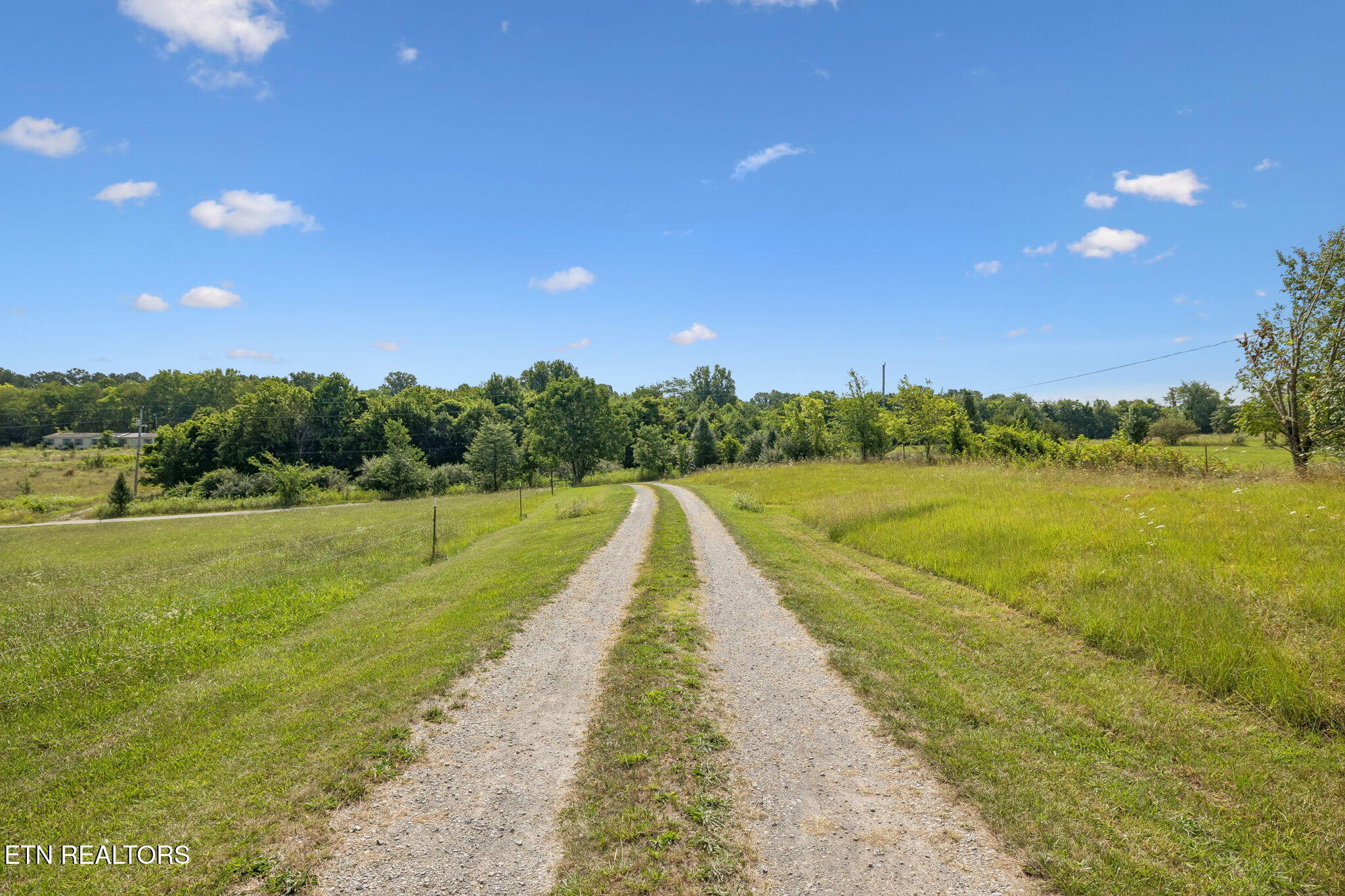 1422 Dove Lane Springfield TN 37172