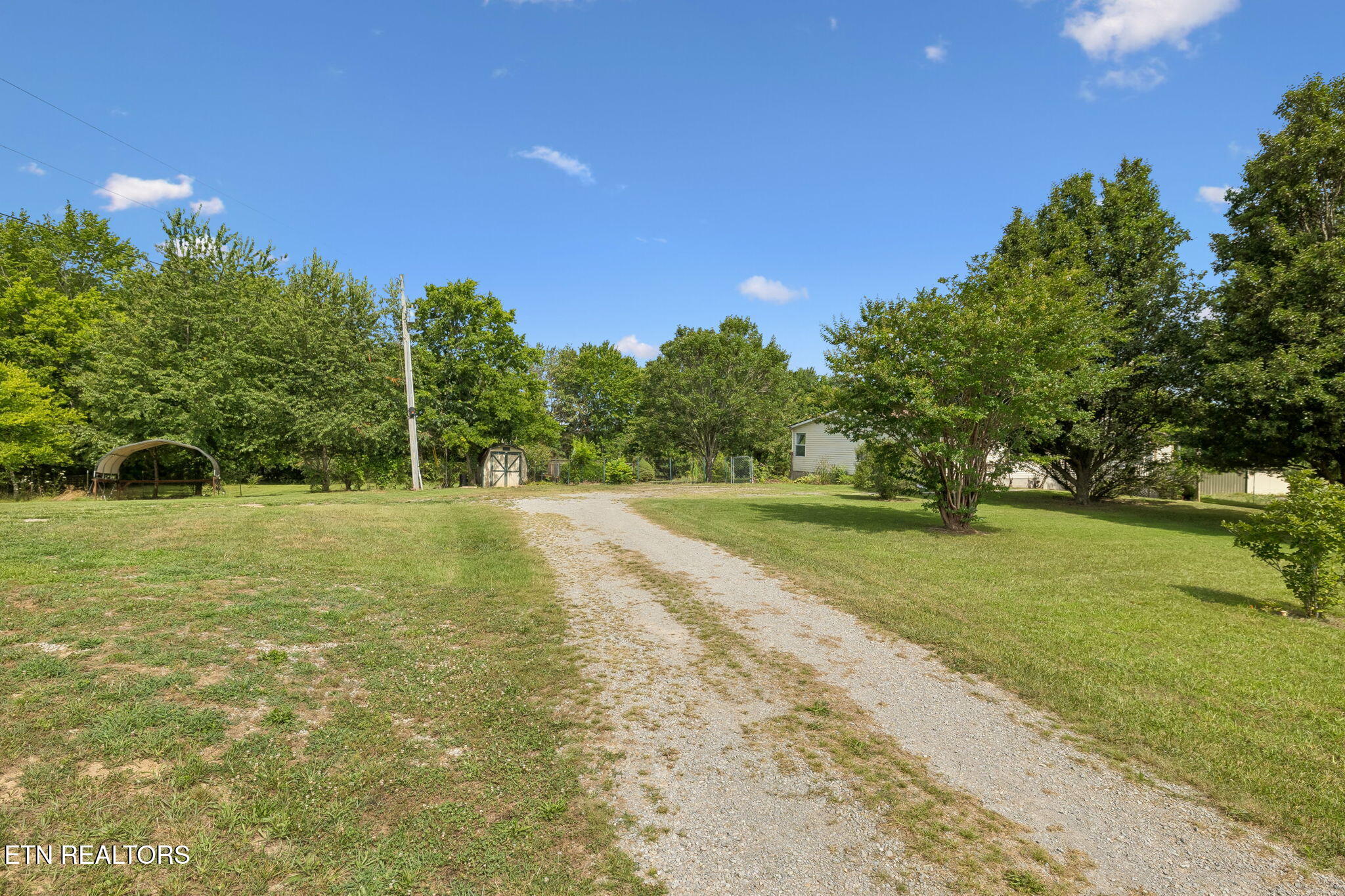 1422 Dove Lane Springfield TN 37172