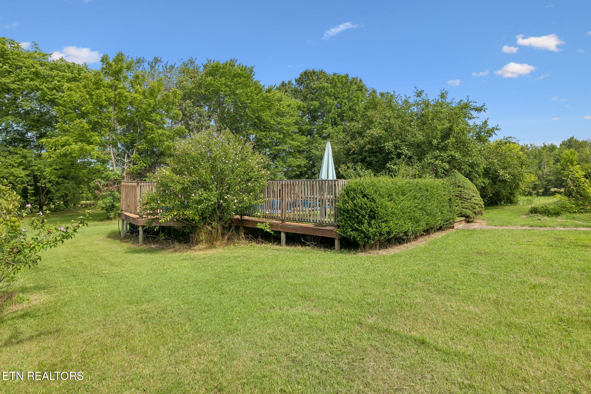 1422 Dove Lane Springfield TN 37172