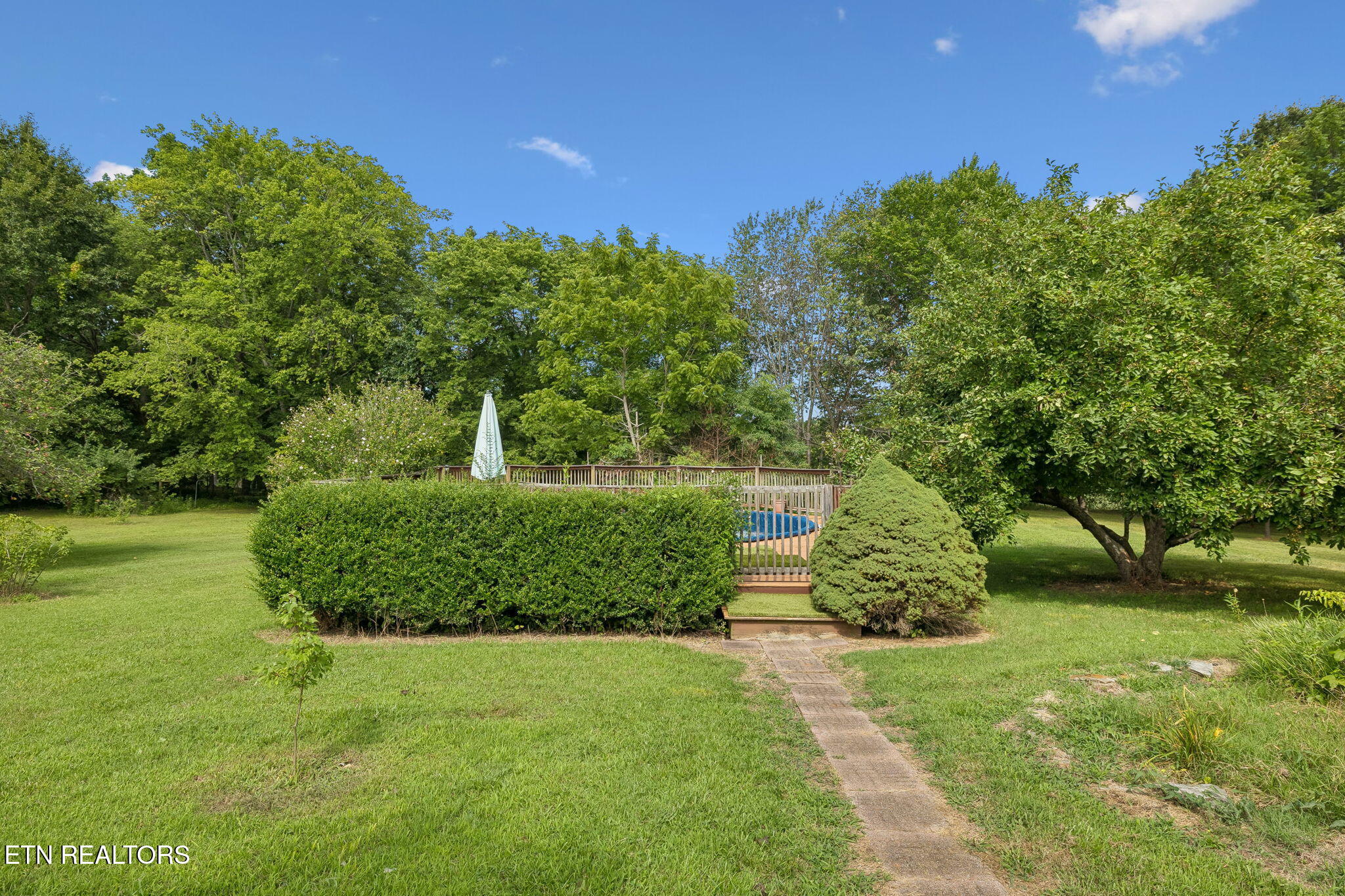 1422 Dove Lane Springfield TN 37172