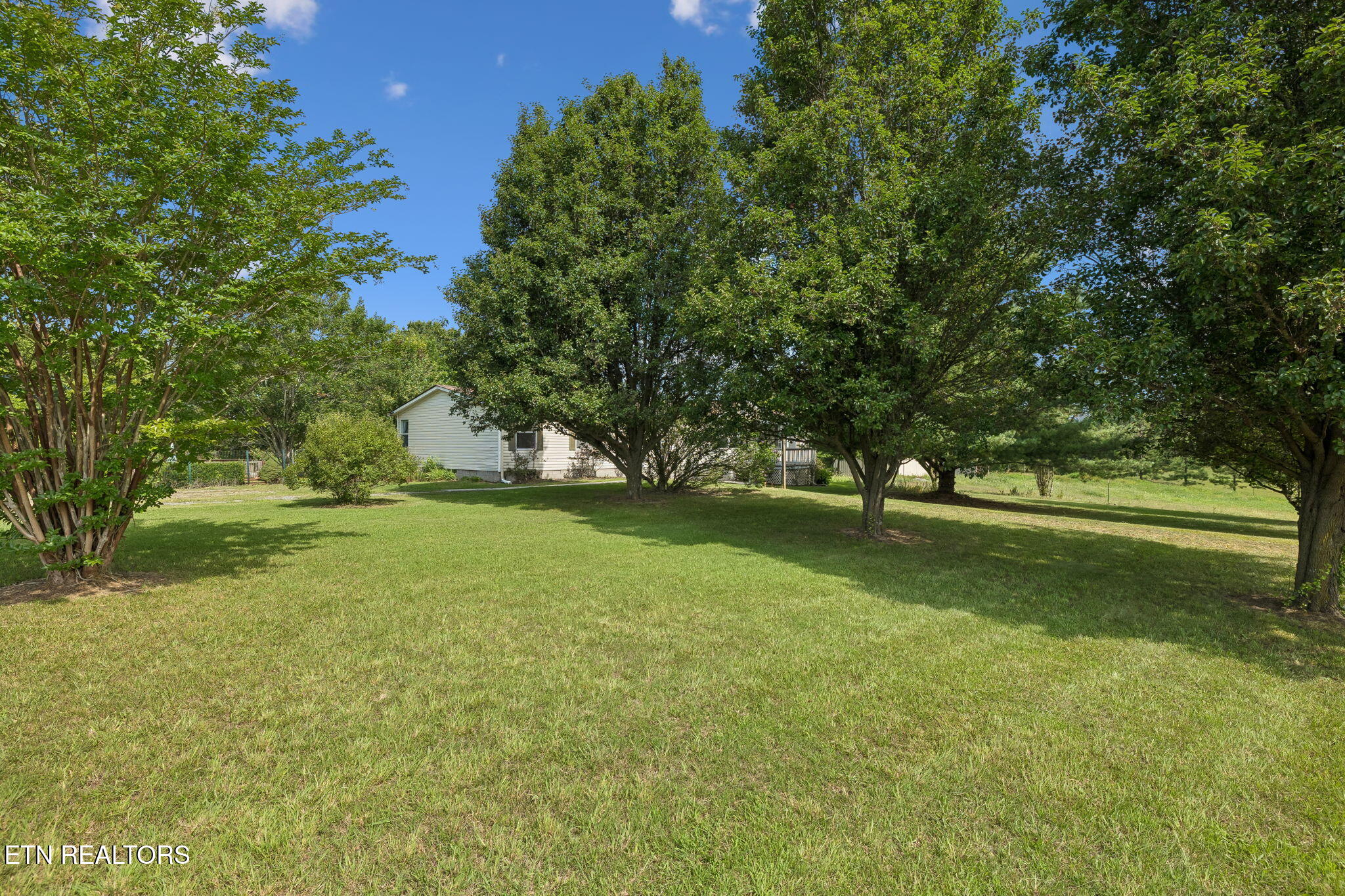1422 Dove Lane Springfield TN 37172