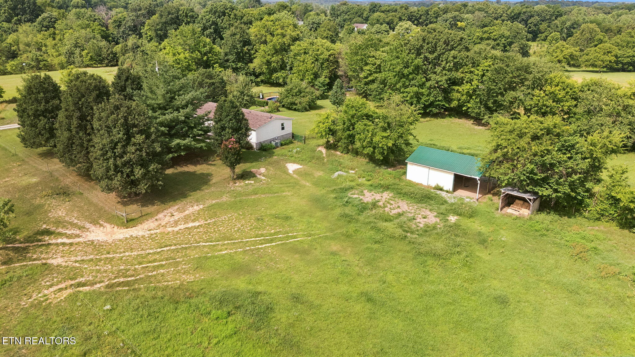 1422 Dove Lane Springfield TN 37172