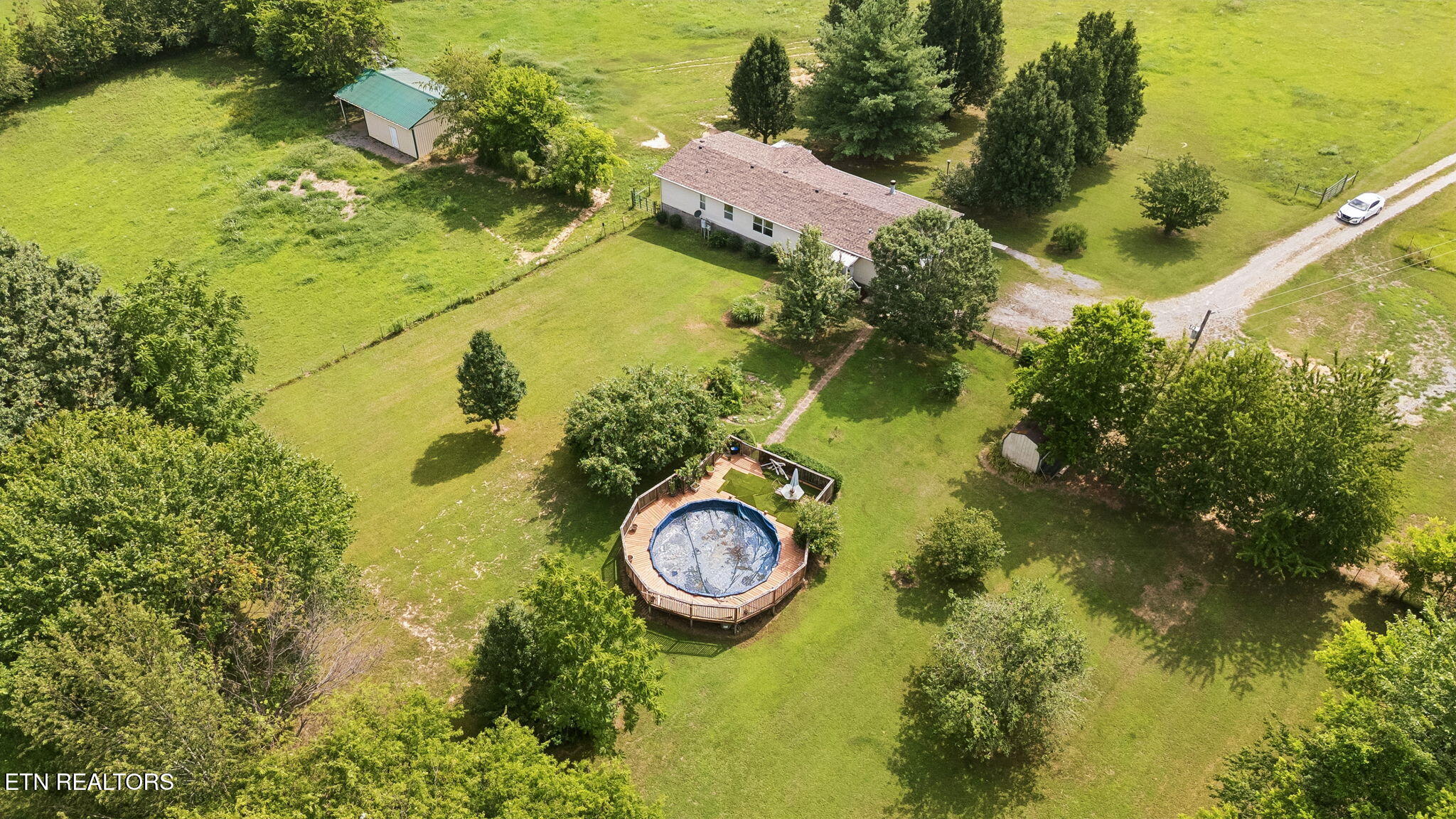 1422 Dove Lane Springfield TN 37172