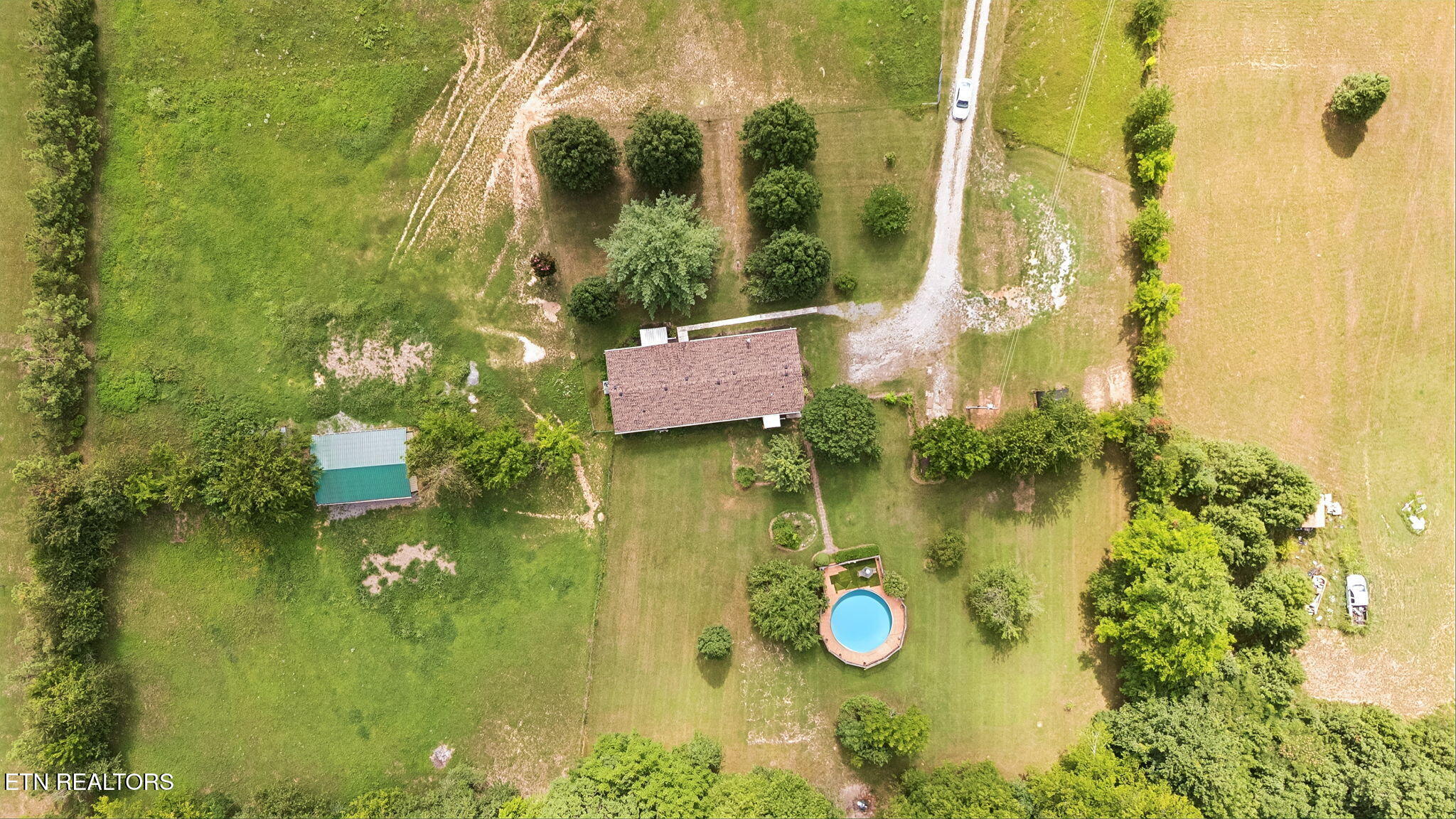 1422 Dove Lane Springfield TN 37172