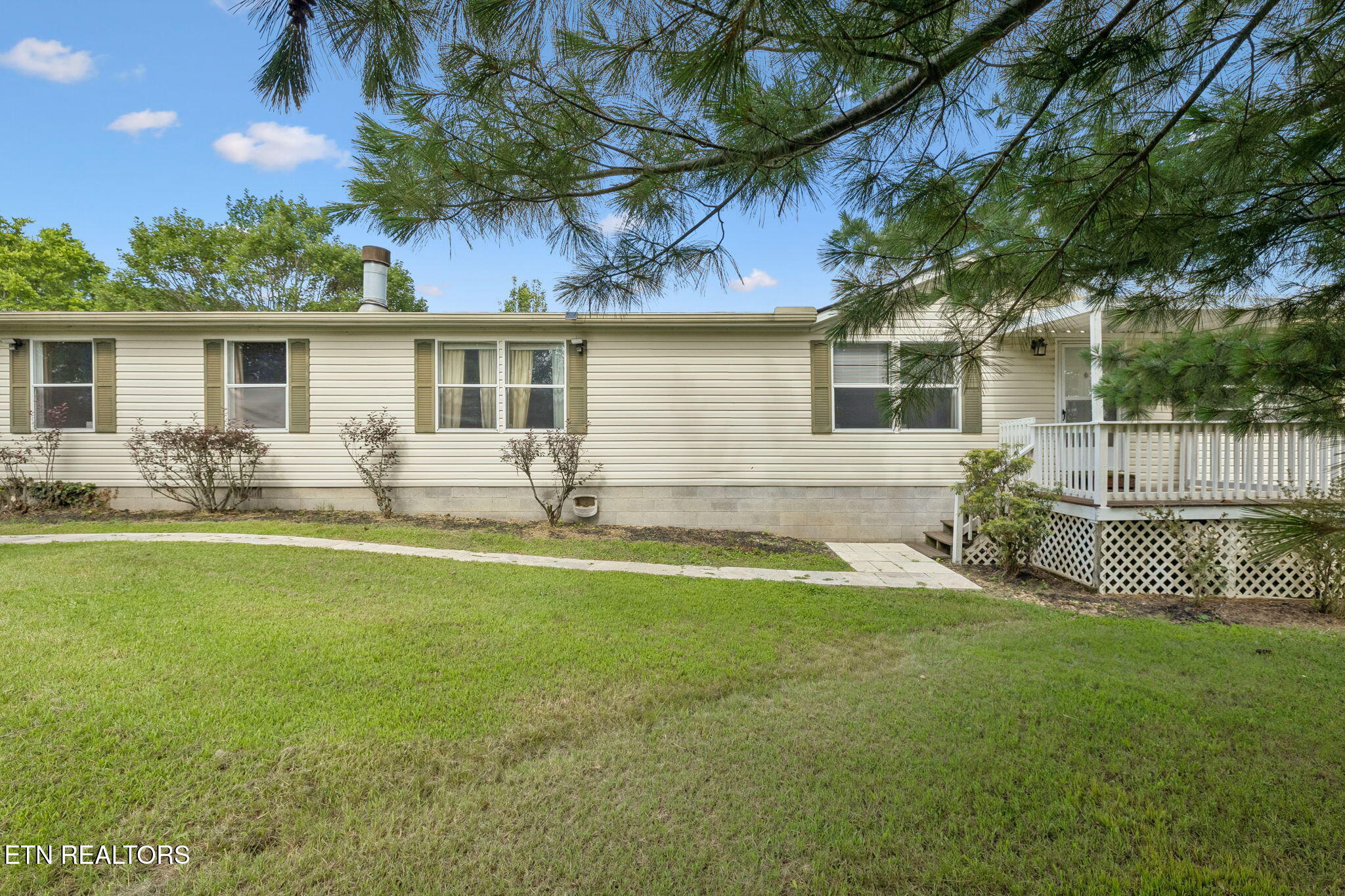 1422 Dove Lane Springfield TN 37172