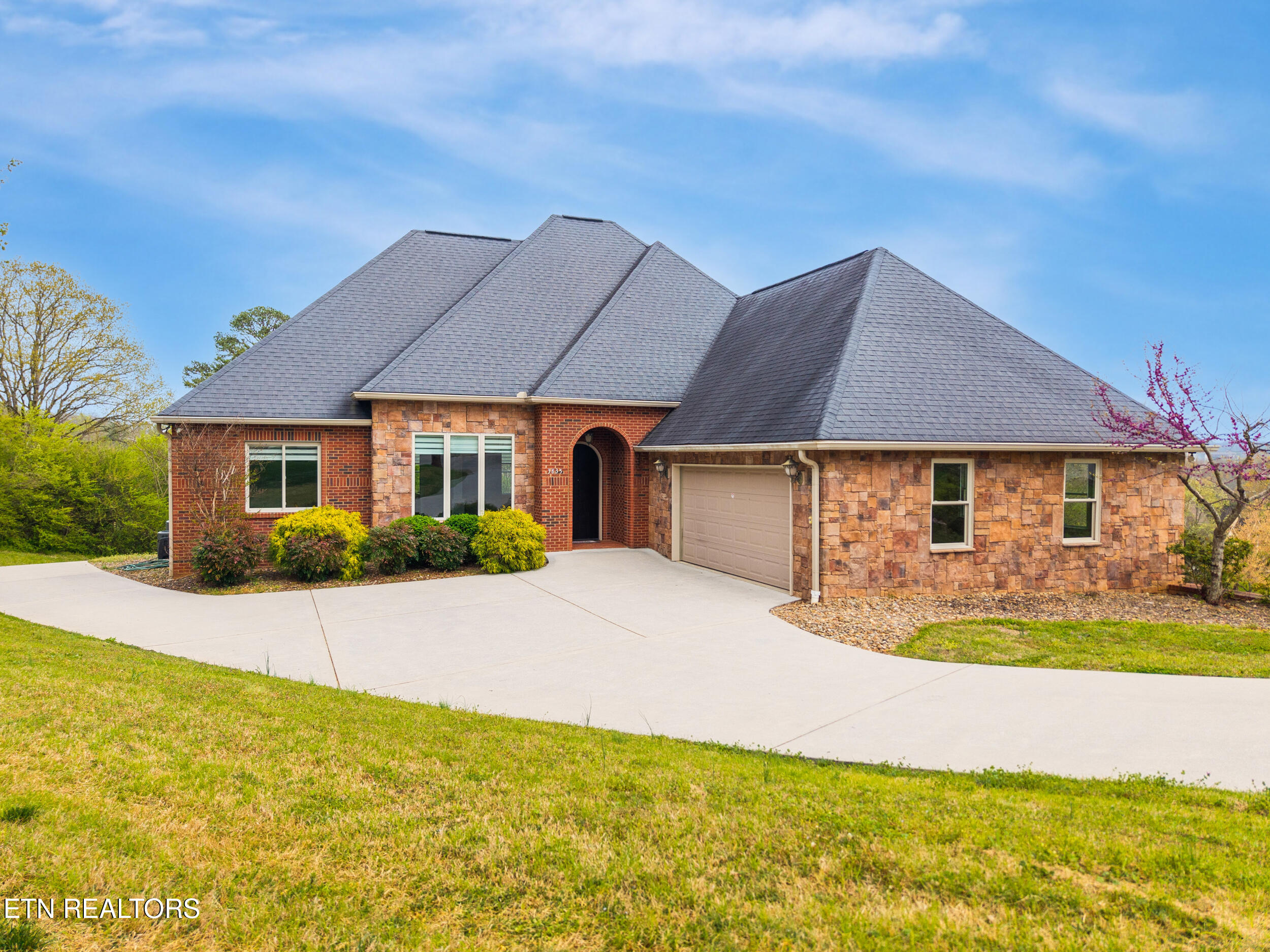 3835 Admirality Lane Knoxville TN 37920