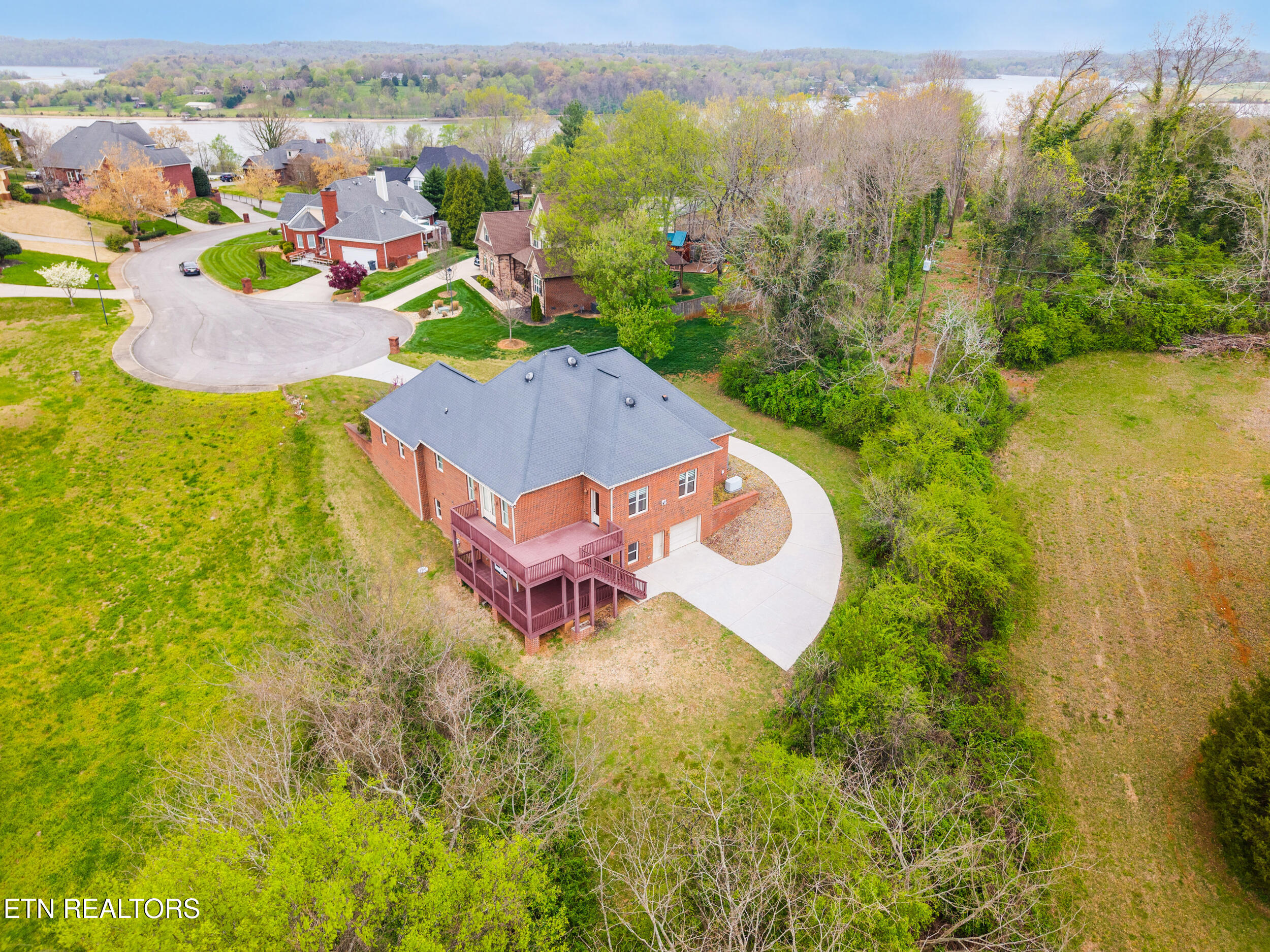 3835 Admirality Lane Knoxville TN 37920