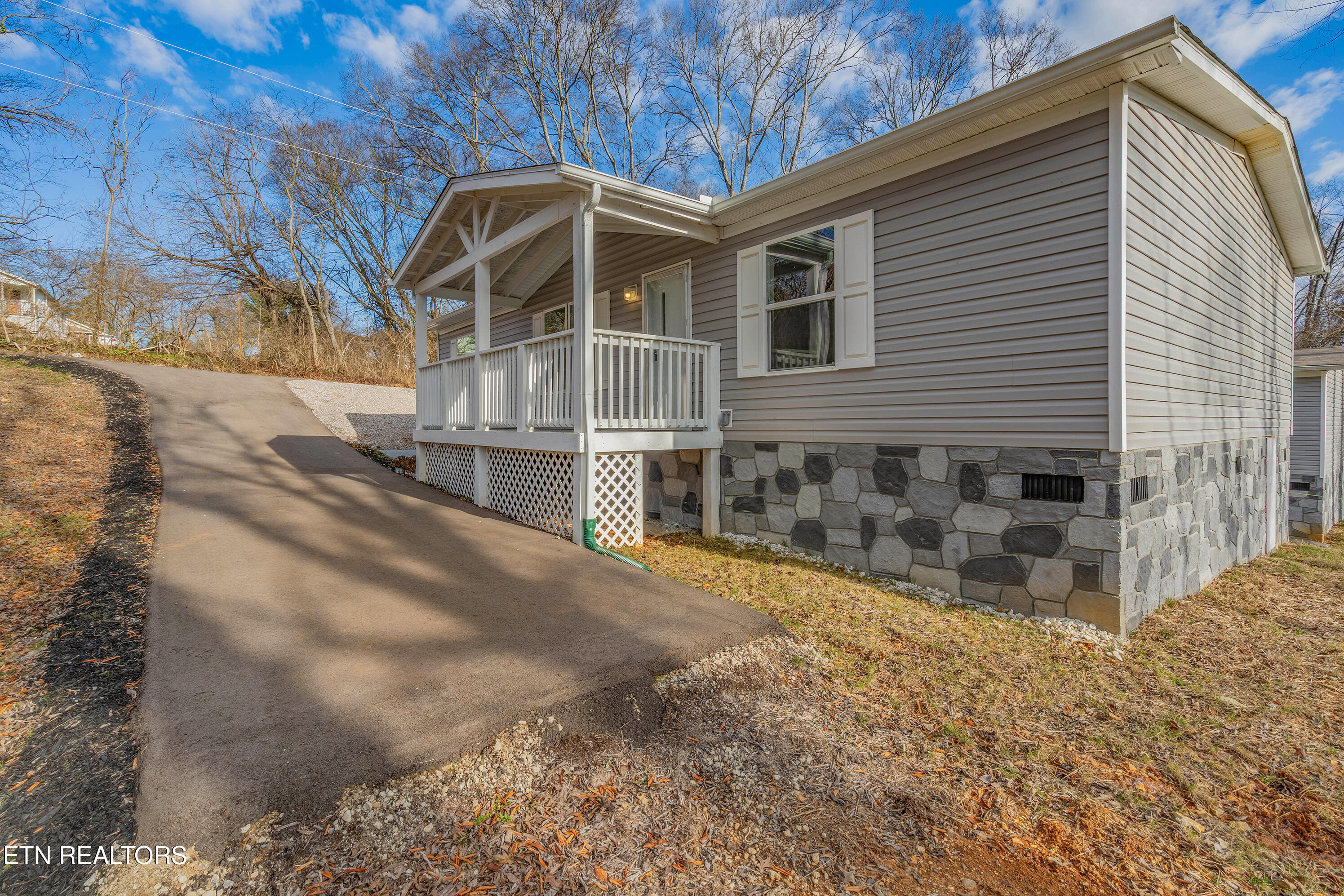 2224 Daisy Avenue Knoxville TN 37915