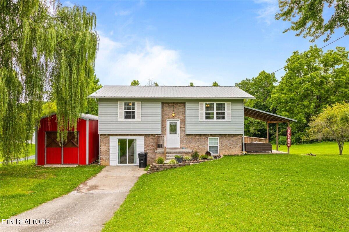 1585 Jeffers Road Huntsville TN 37756