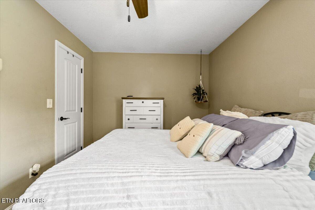 1585 Jeffers Road Huntsville TN 37756