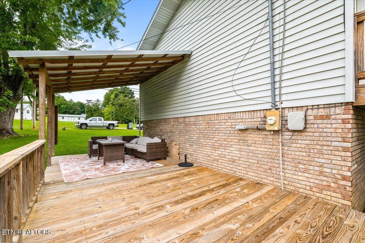 1585 Jeffers Road Huntsville TN 37756