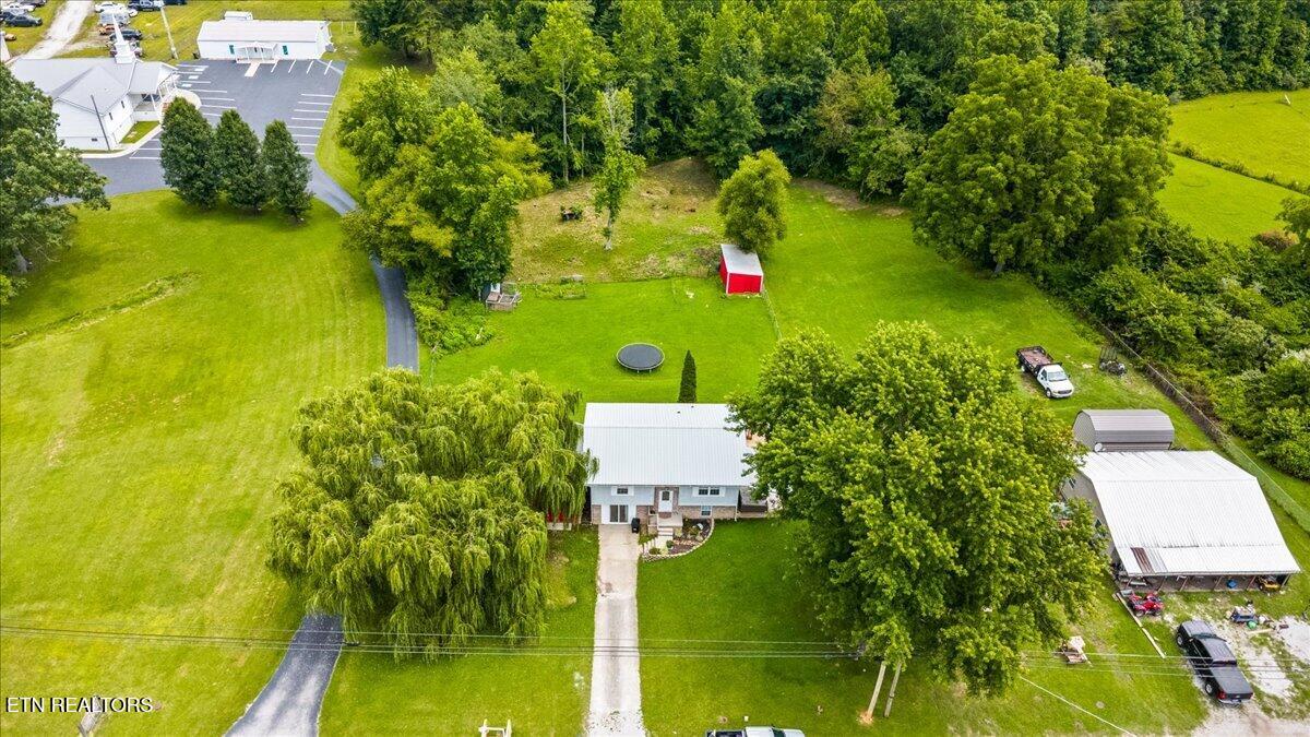 1585 Jeffers Road Huntsville TN 37756