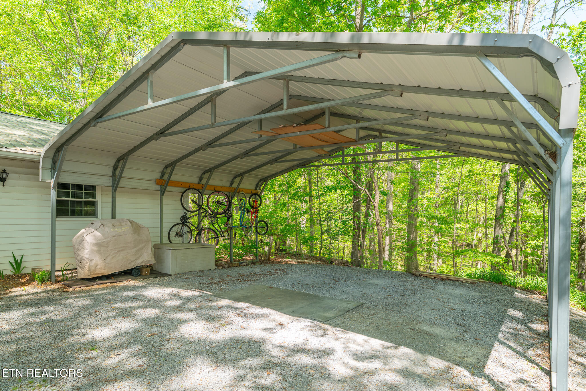 222/226 County Road 705 Athens TN 37303