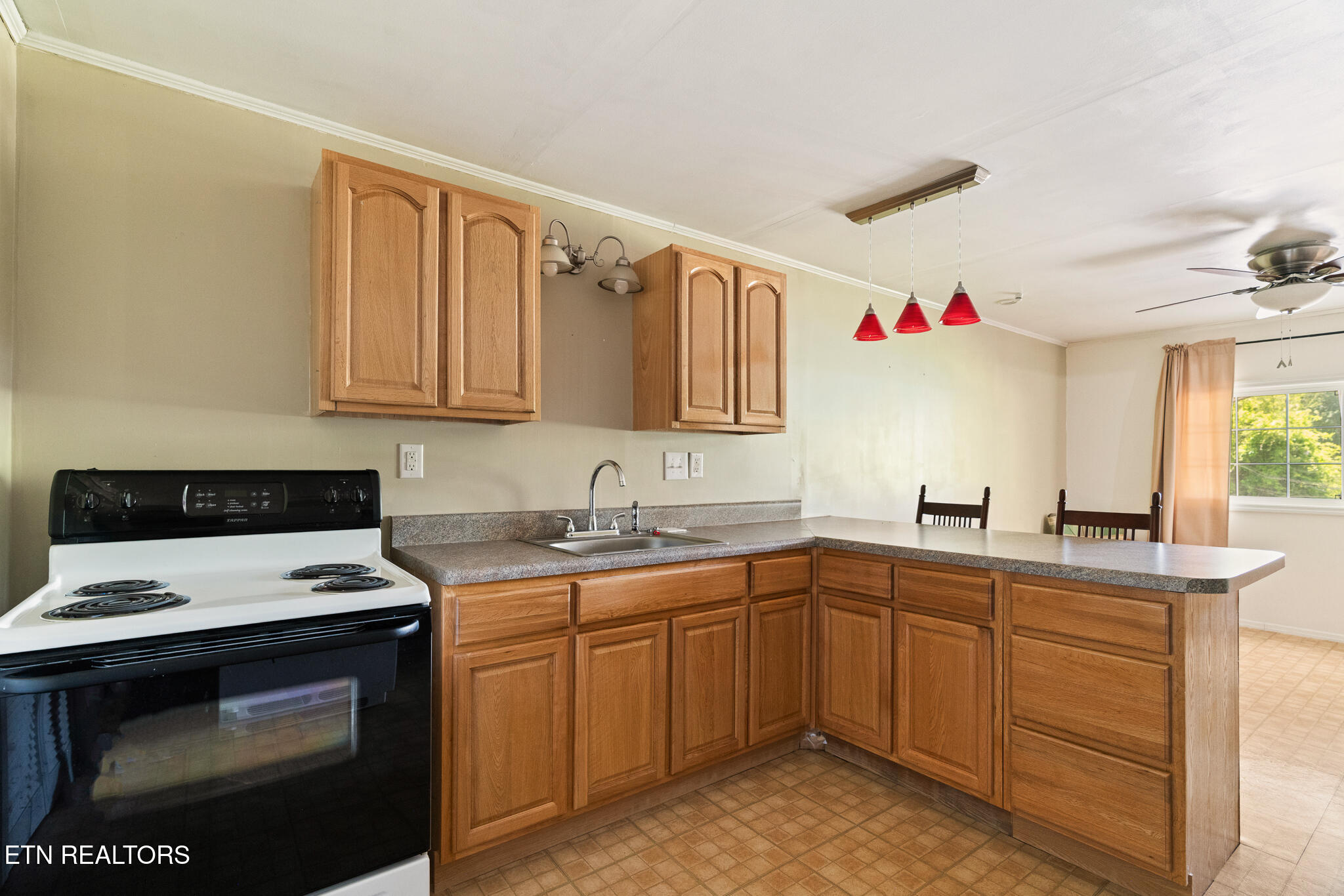 222/226 County Road 705 Athens TN 37303