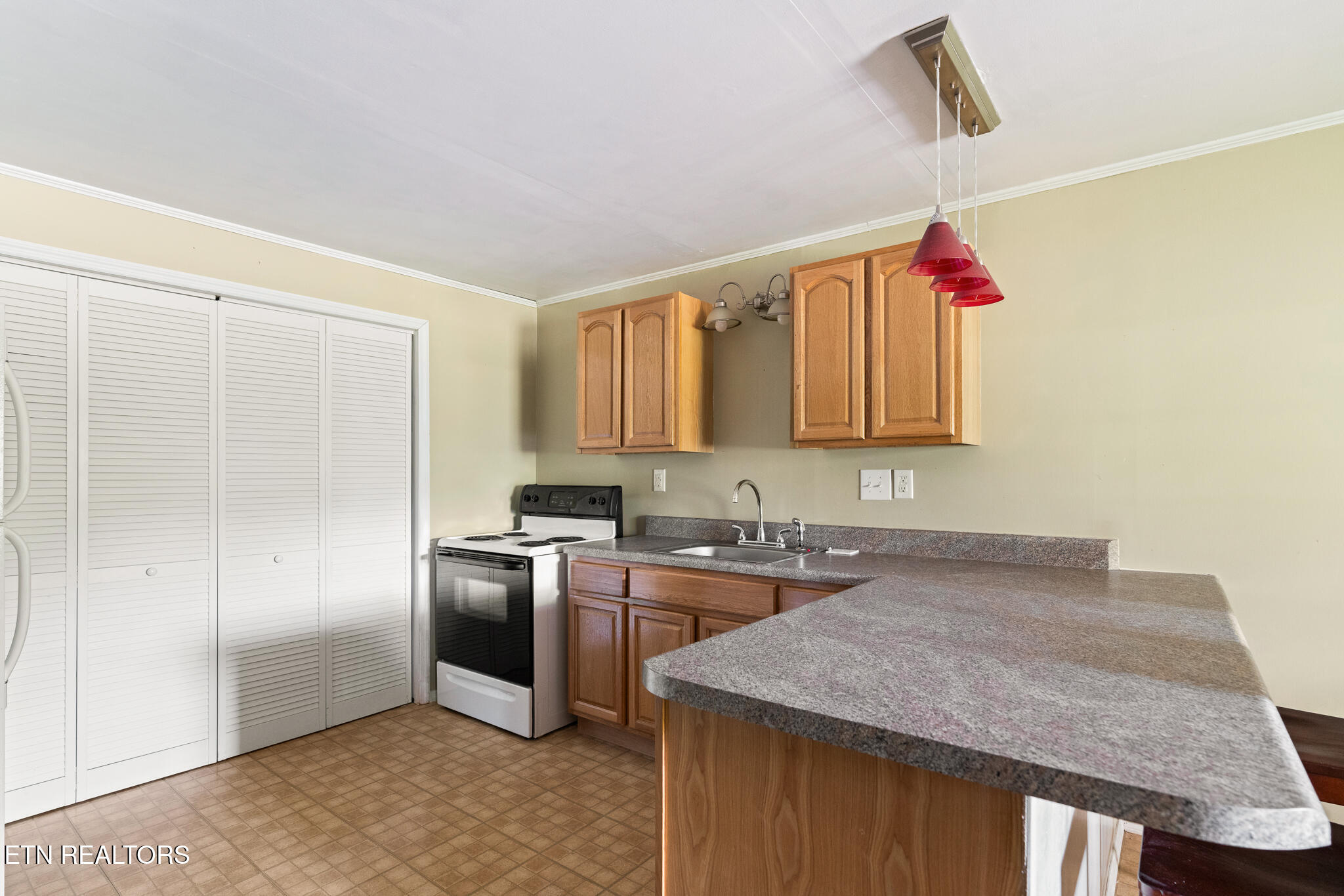 222/226 County Road 705 Athens TN 37303
