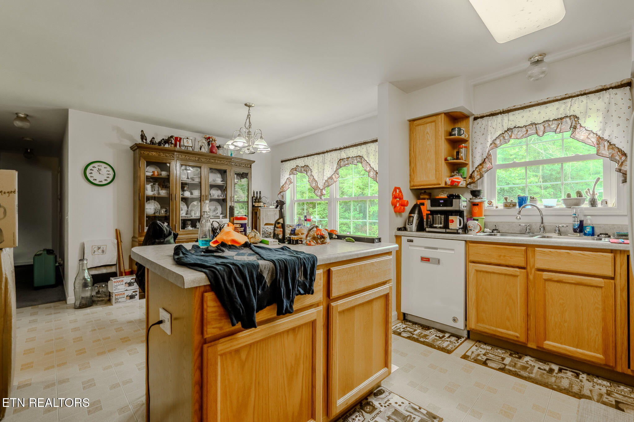 1985 Poplar Springs Road Greeneville TN 37743