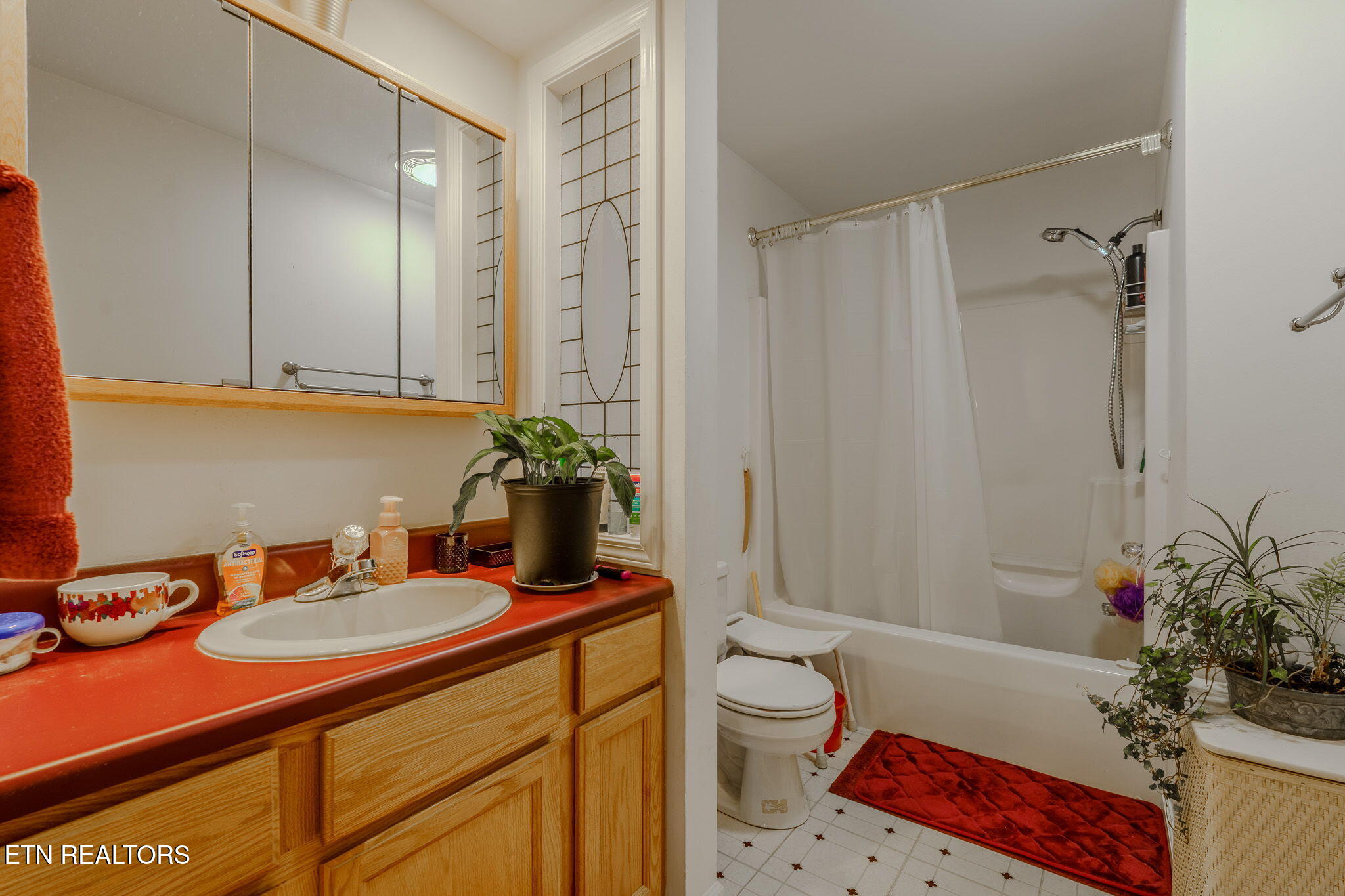 1985 Poplar Springs Road Greeneville TN 37743