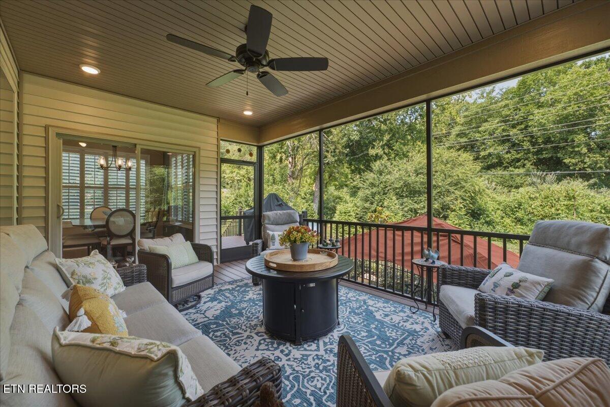 304 Cheeyo Lane Loudon TN 37774
