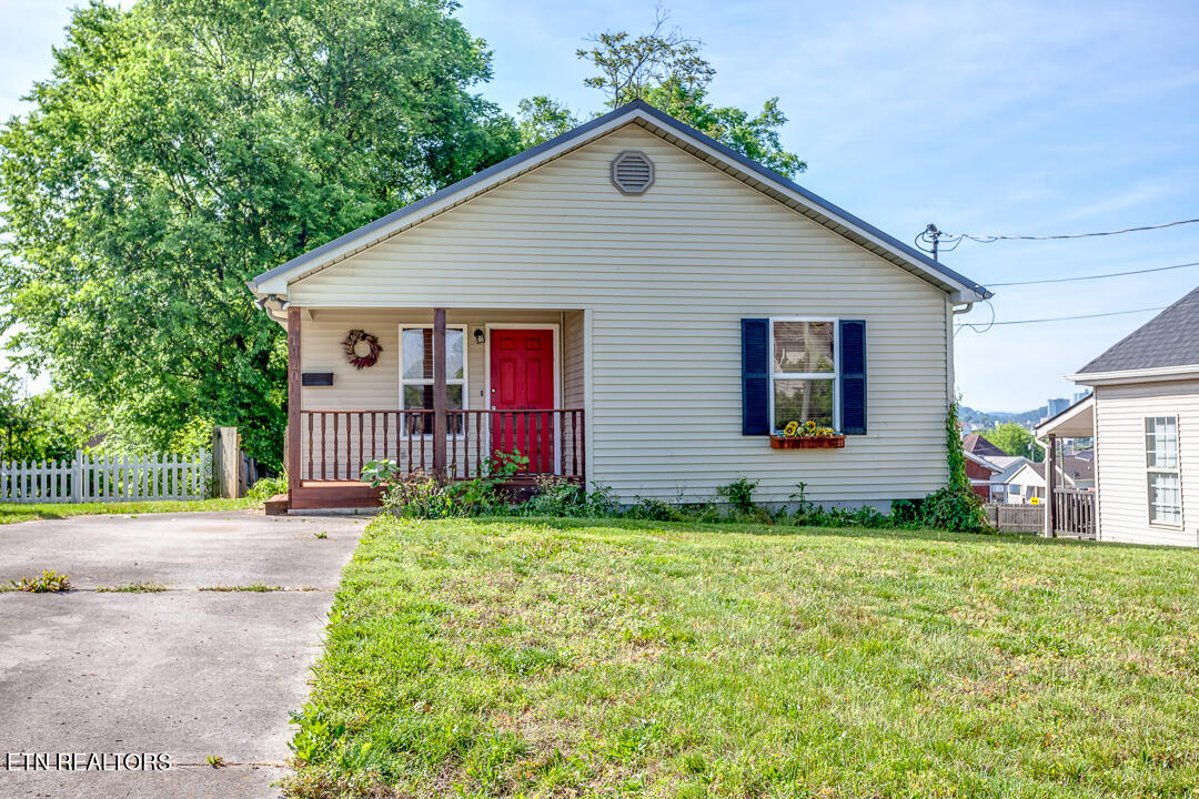 1910 Cecil Avenue Knoxville TN 37917