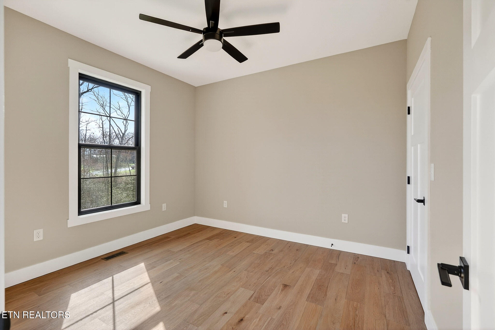 155 Riverchase Drive Crossville TN 38571