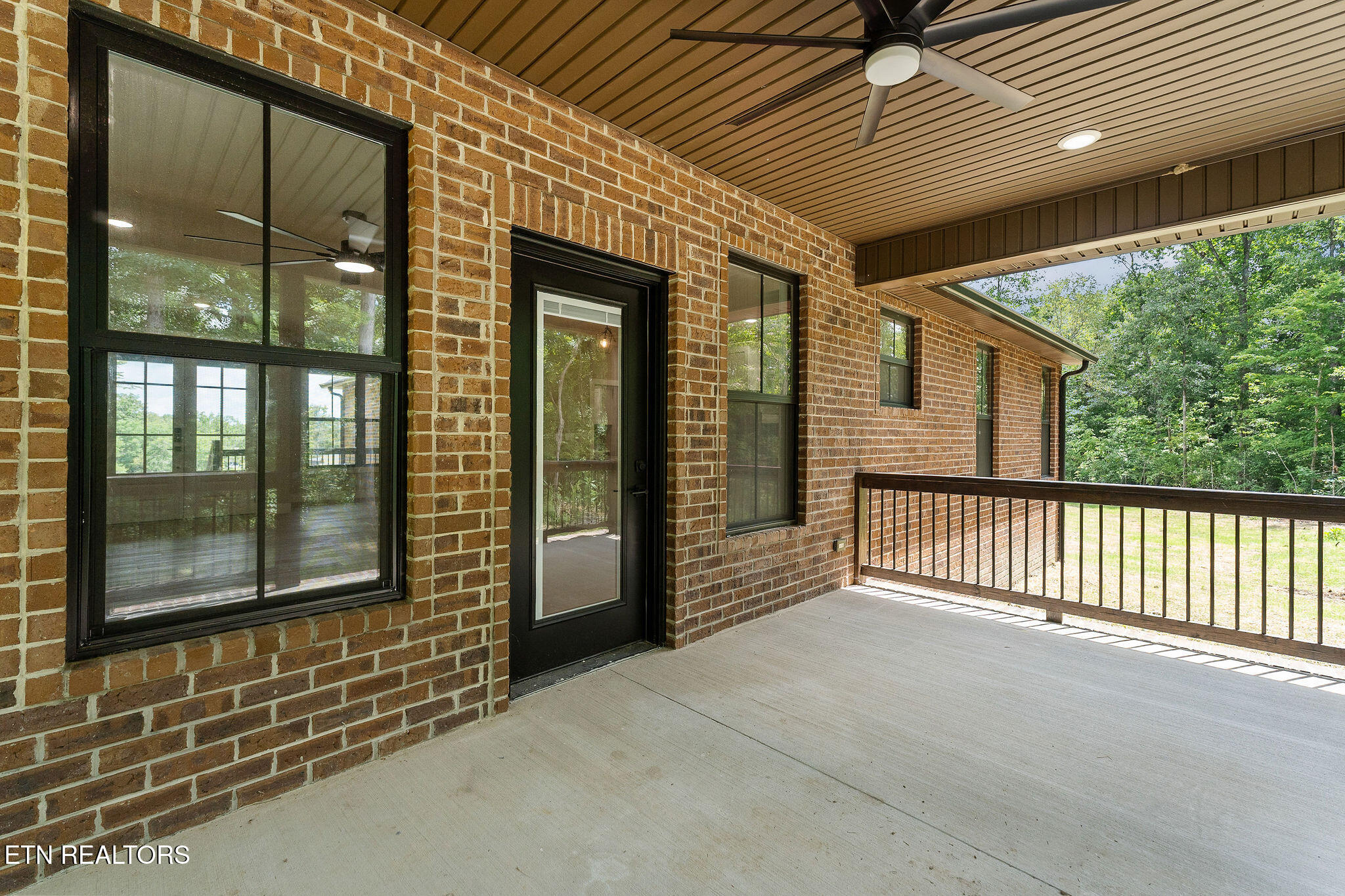2 Riverchase Drive Crossville TN 38555