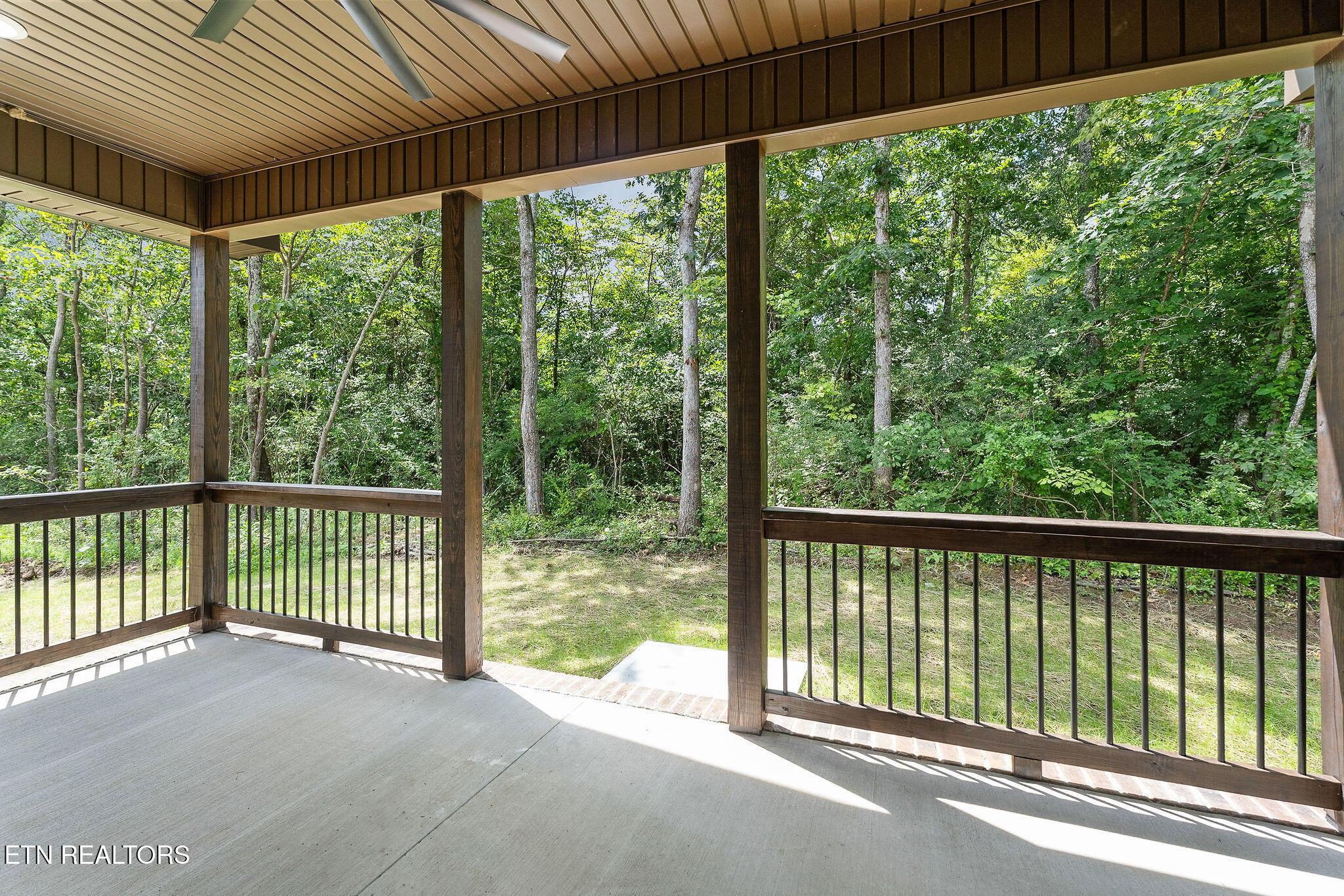 2 Riverchase Drive Crossville TN 38555