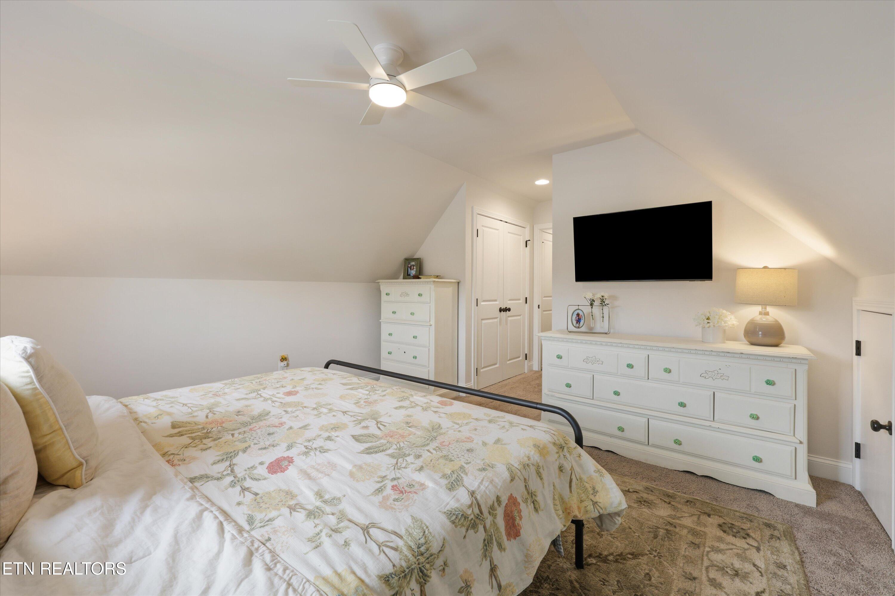 9202 Iris Garden Lane Knoxville TN 37922