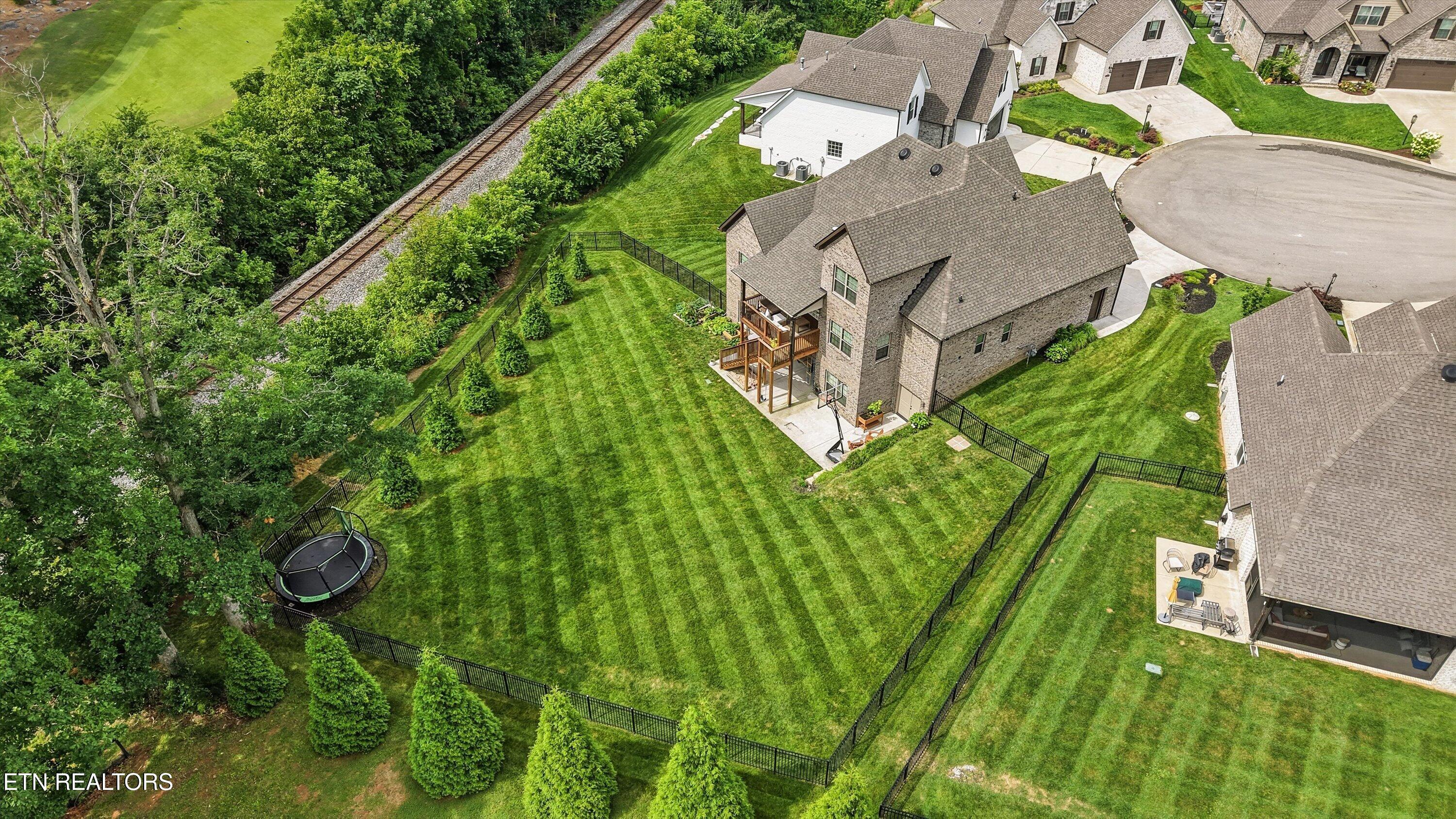 9202 Iris Garden Lane Knoxville TN 37922