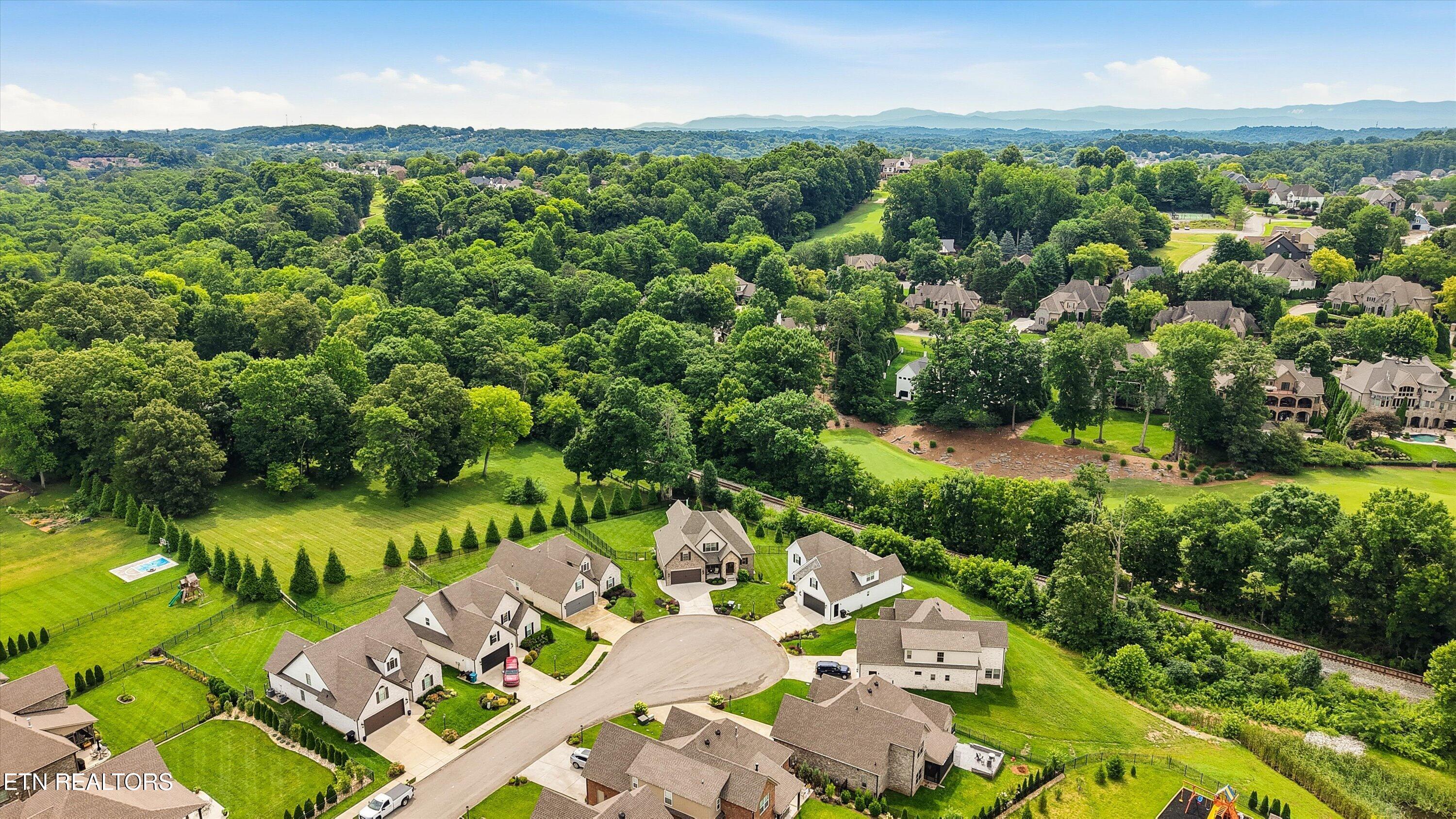 9202 Iris Garden Lane Knoxville TN 37922